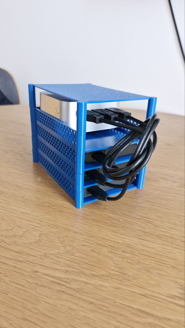Home NAS Server Rack