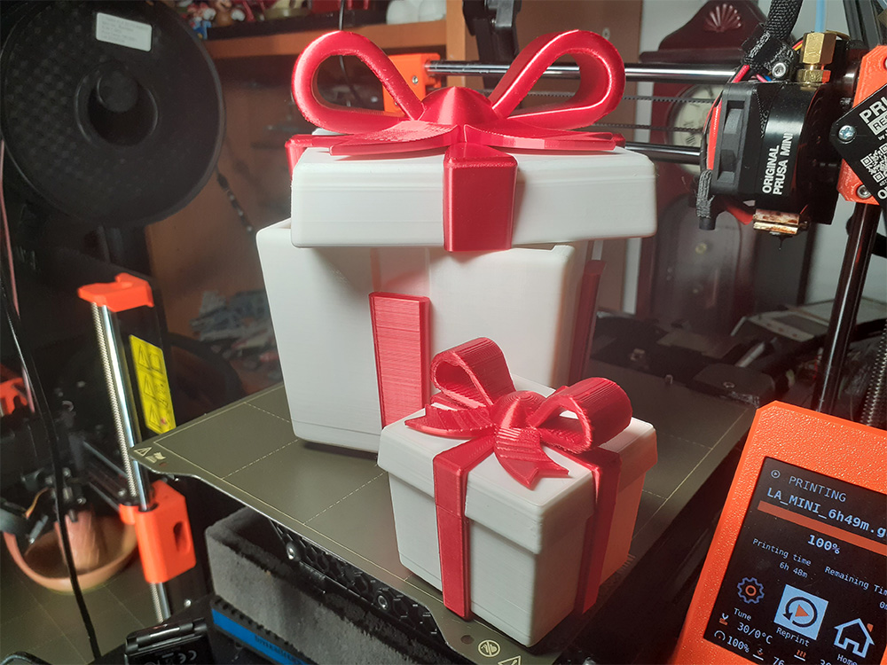Present Gift Box with Balloon — miniatura 2