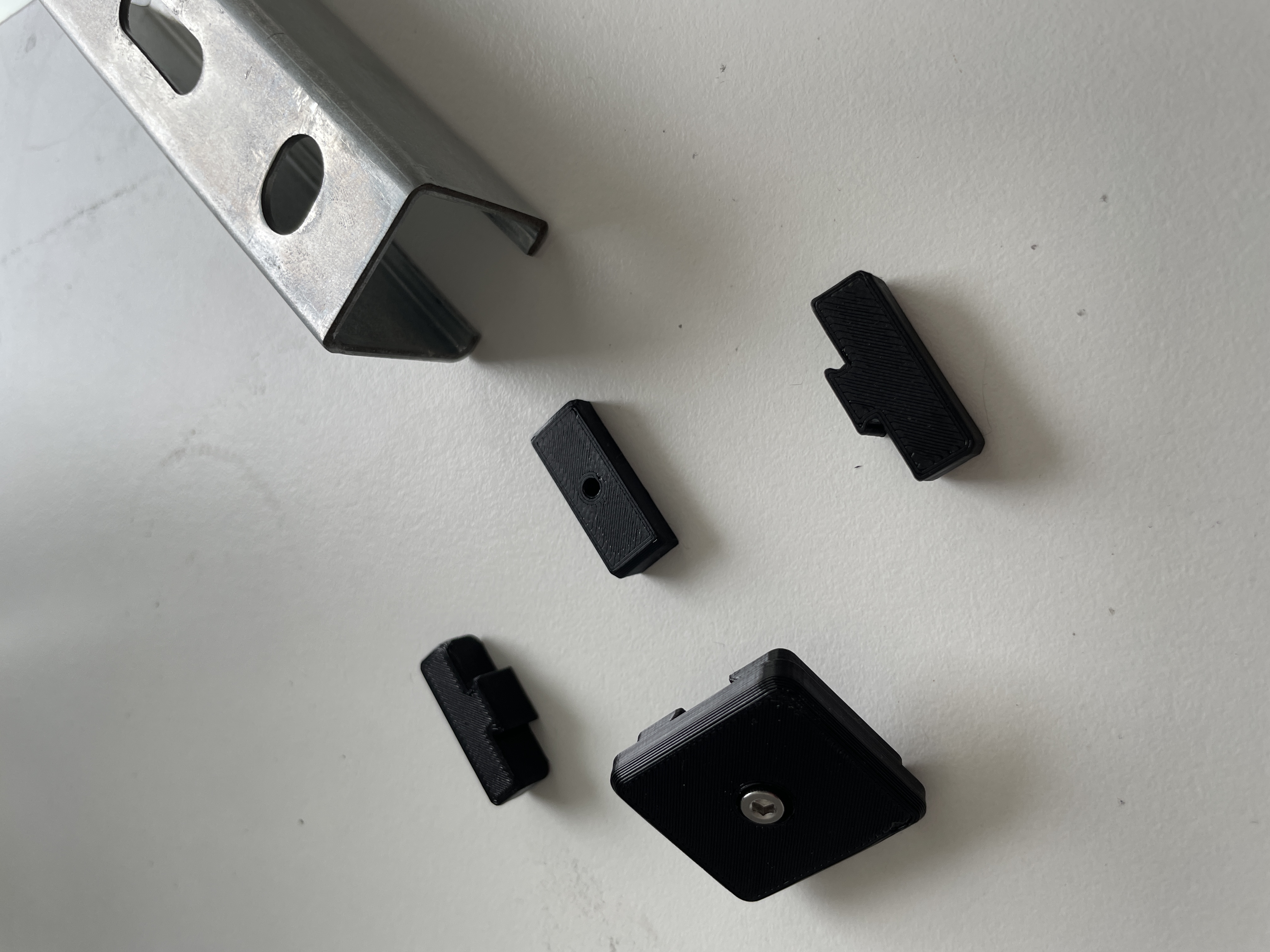 End cap for rectangular tube (parameterized) — thumbnail 4