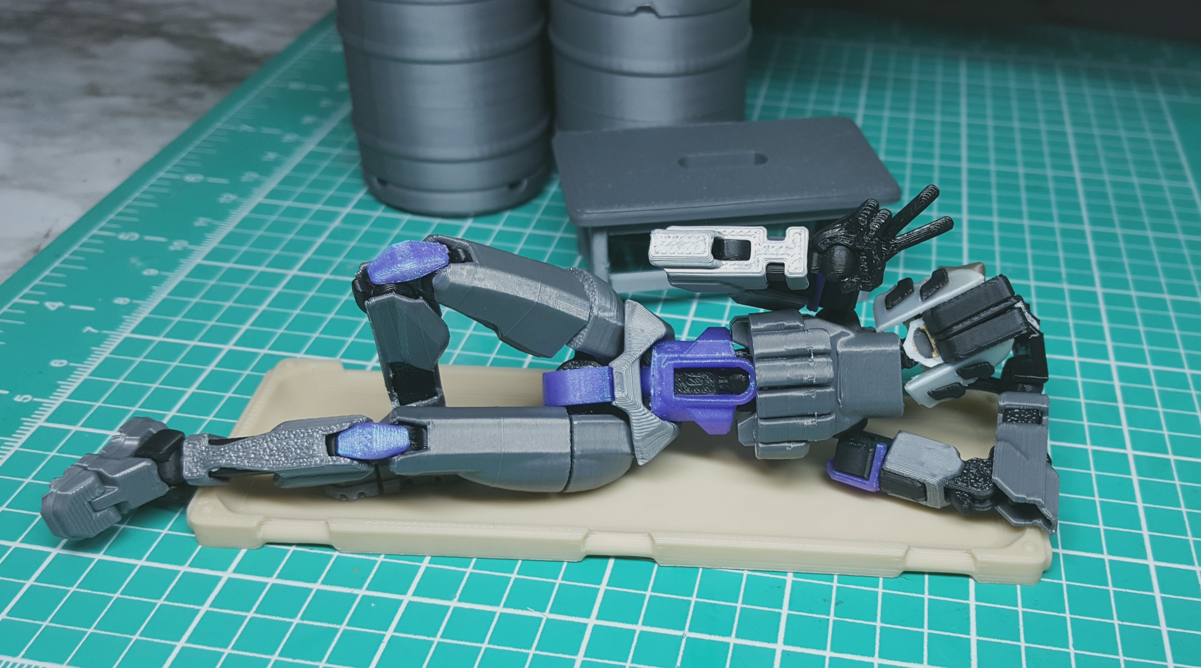 1:12 Scale Scifi Cot — miniatura 4