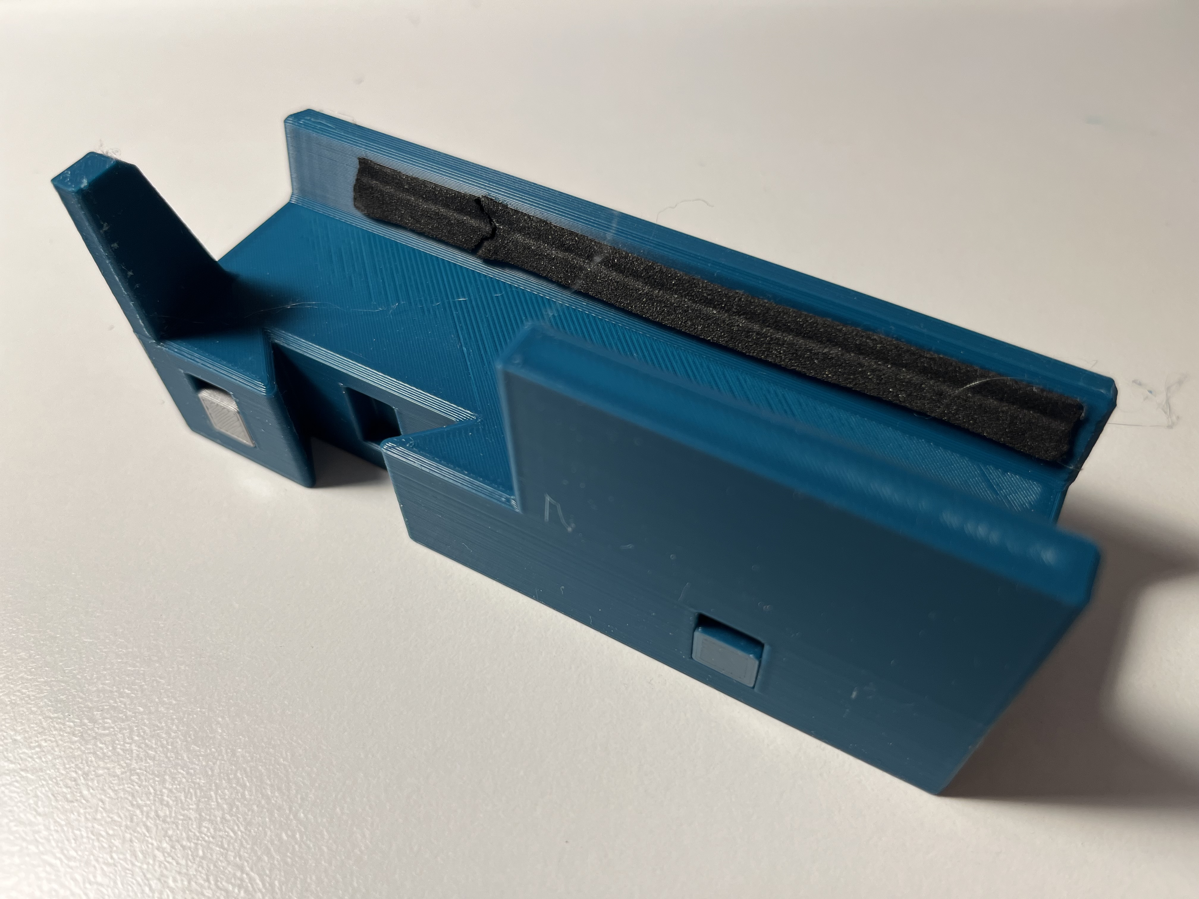 Steamdeck customisable dock — thumbnail 2