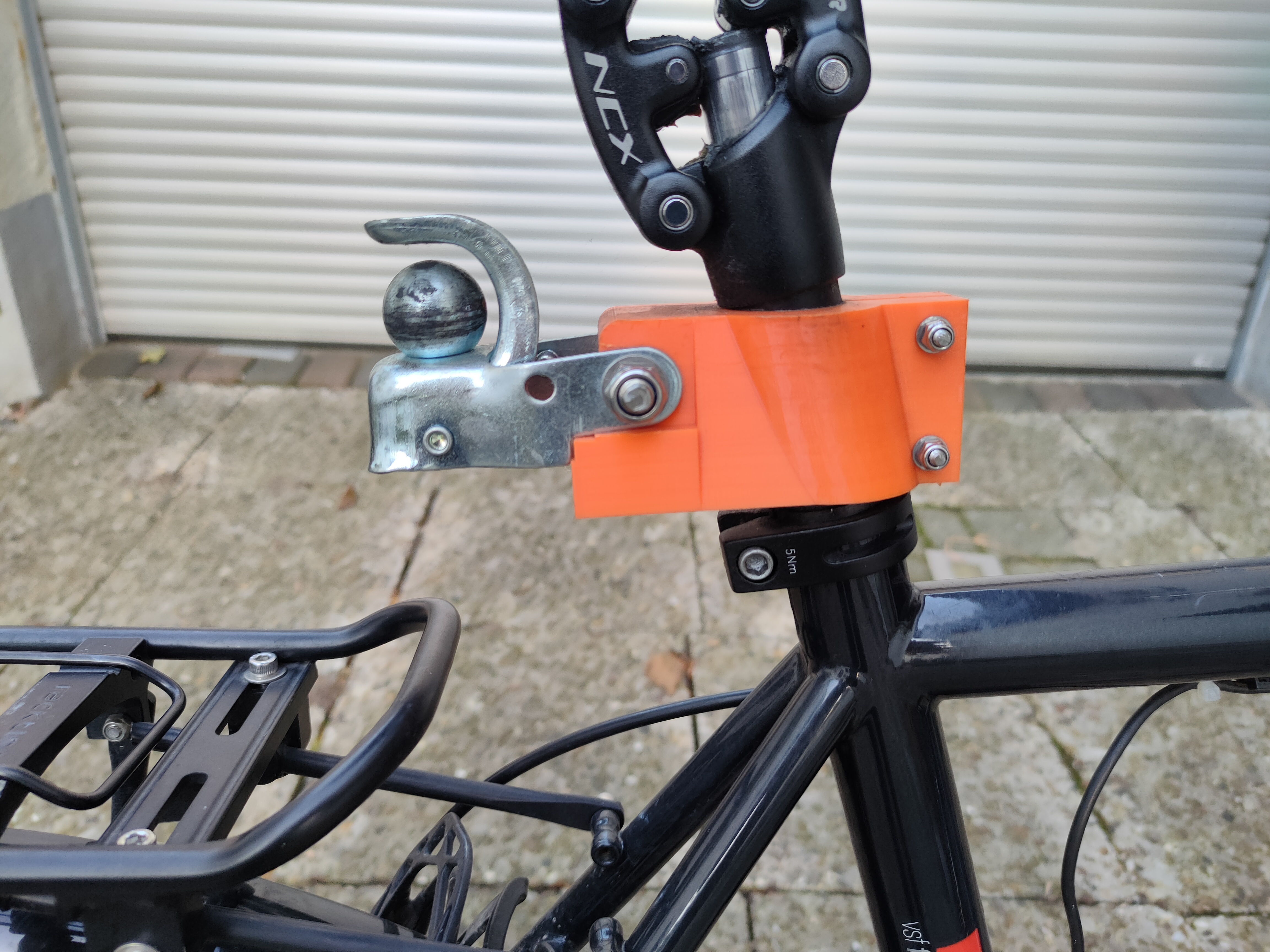 Bicycle Seatpost Adapter for Classical Bicylce Trailer Hook