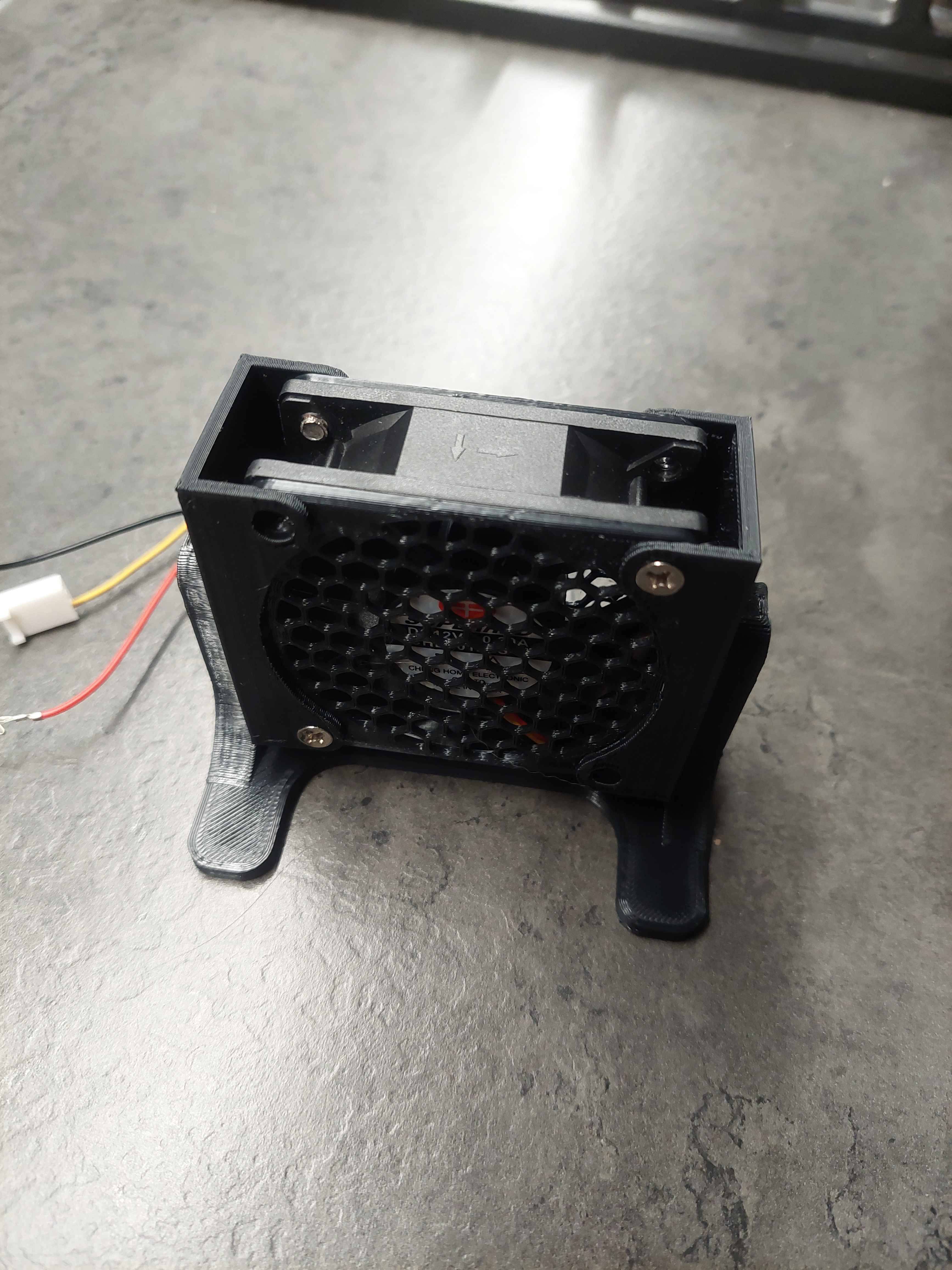 Rotating Fan Mount for 60mm Fan by Ondra Download free STL model