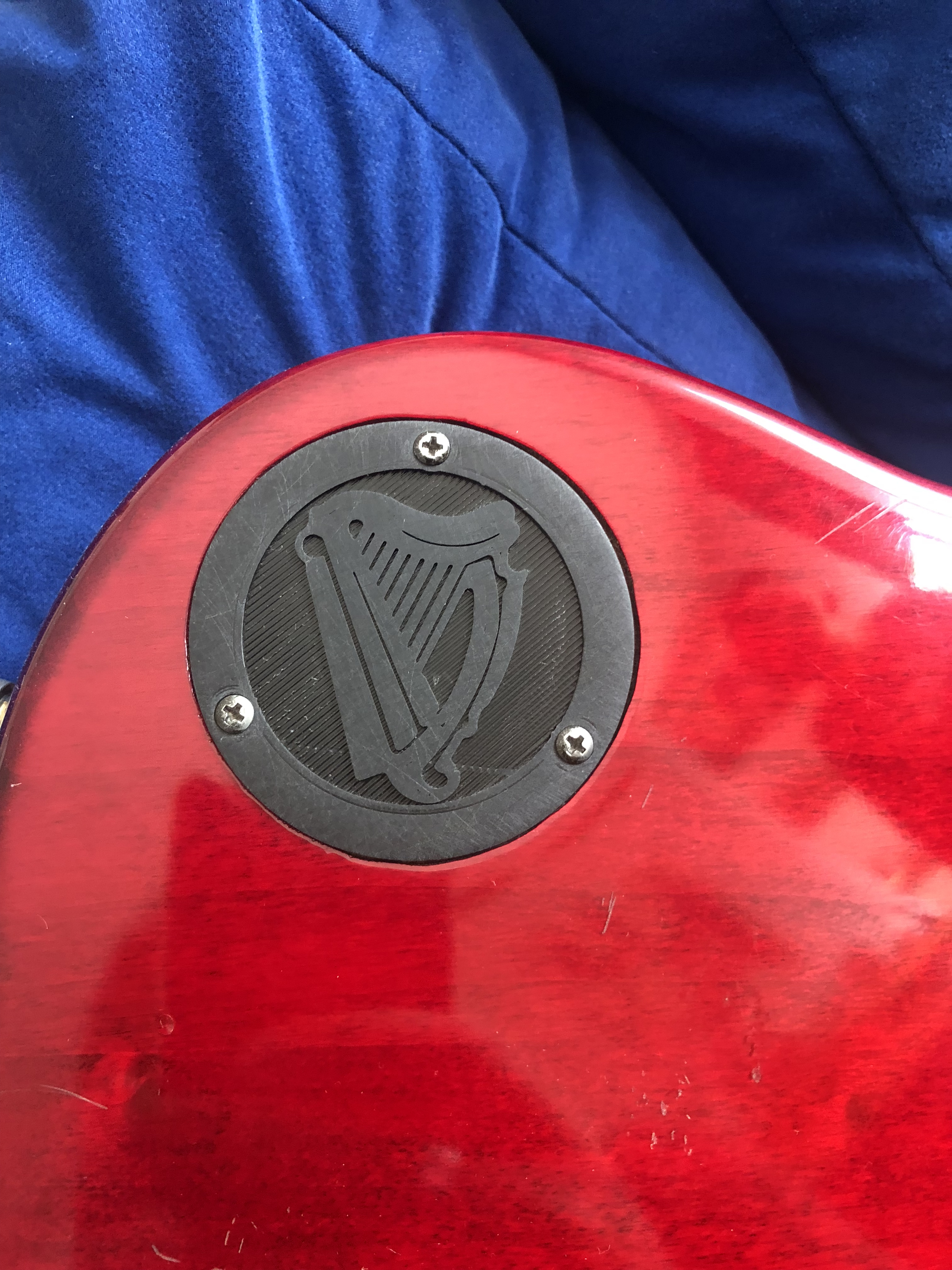 Les Paul Guinness pick-up selector cover