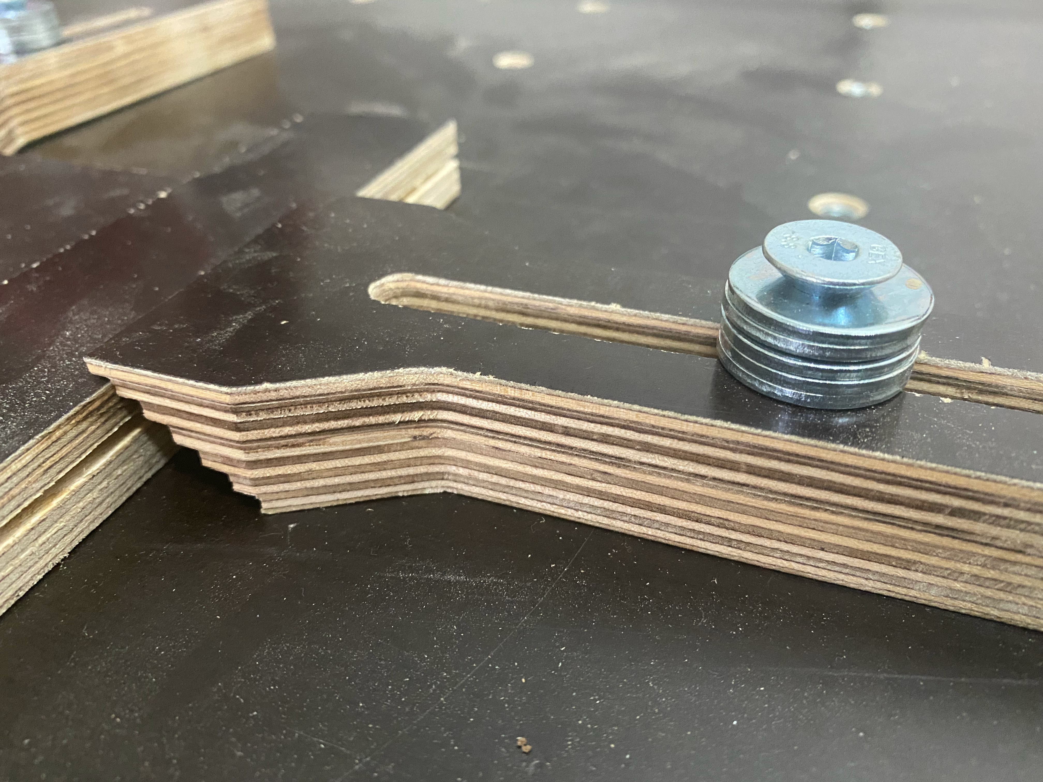 bracket / clamp for cnc