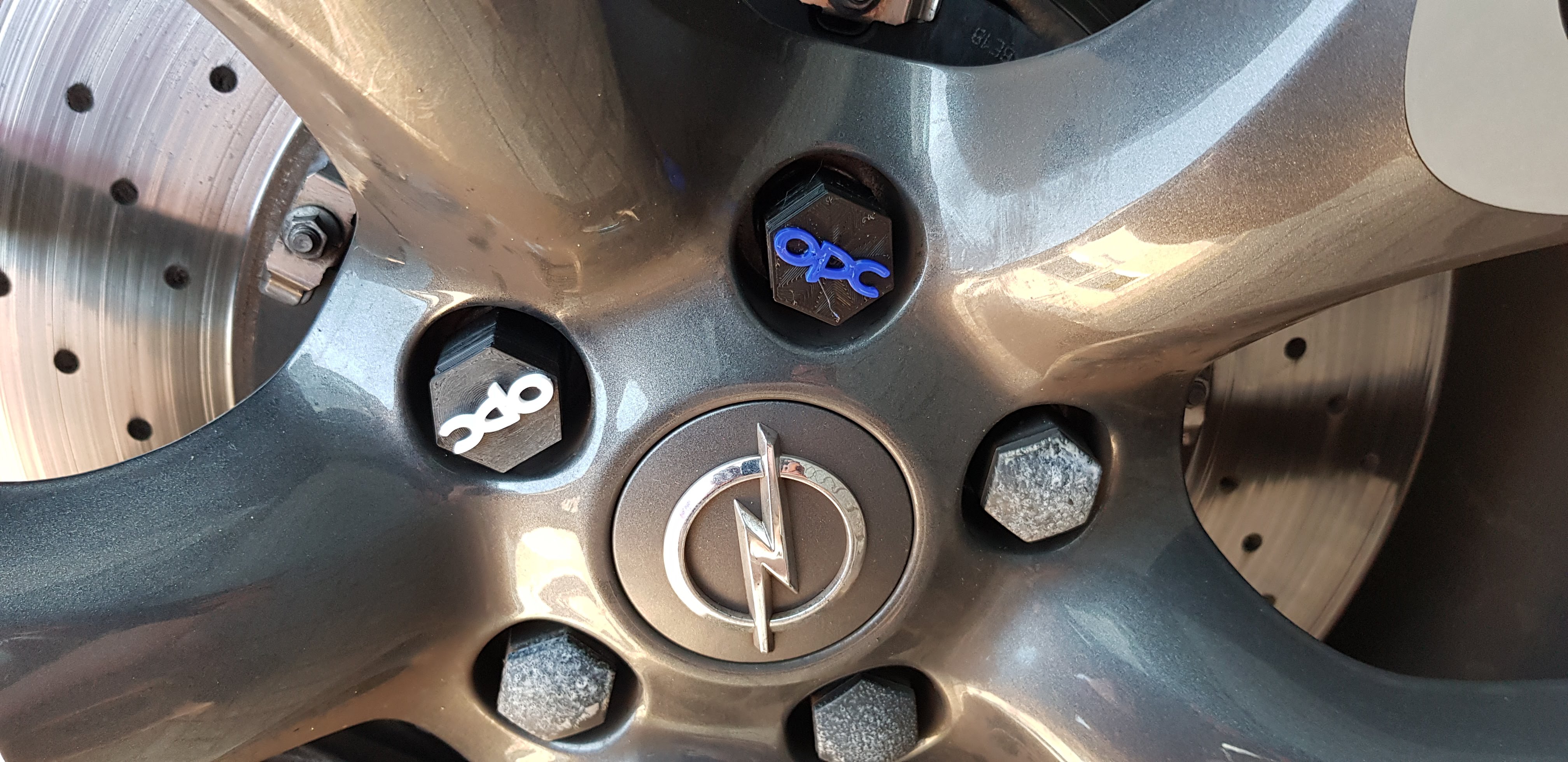 wheel nut cover OPEL OPC MMU