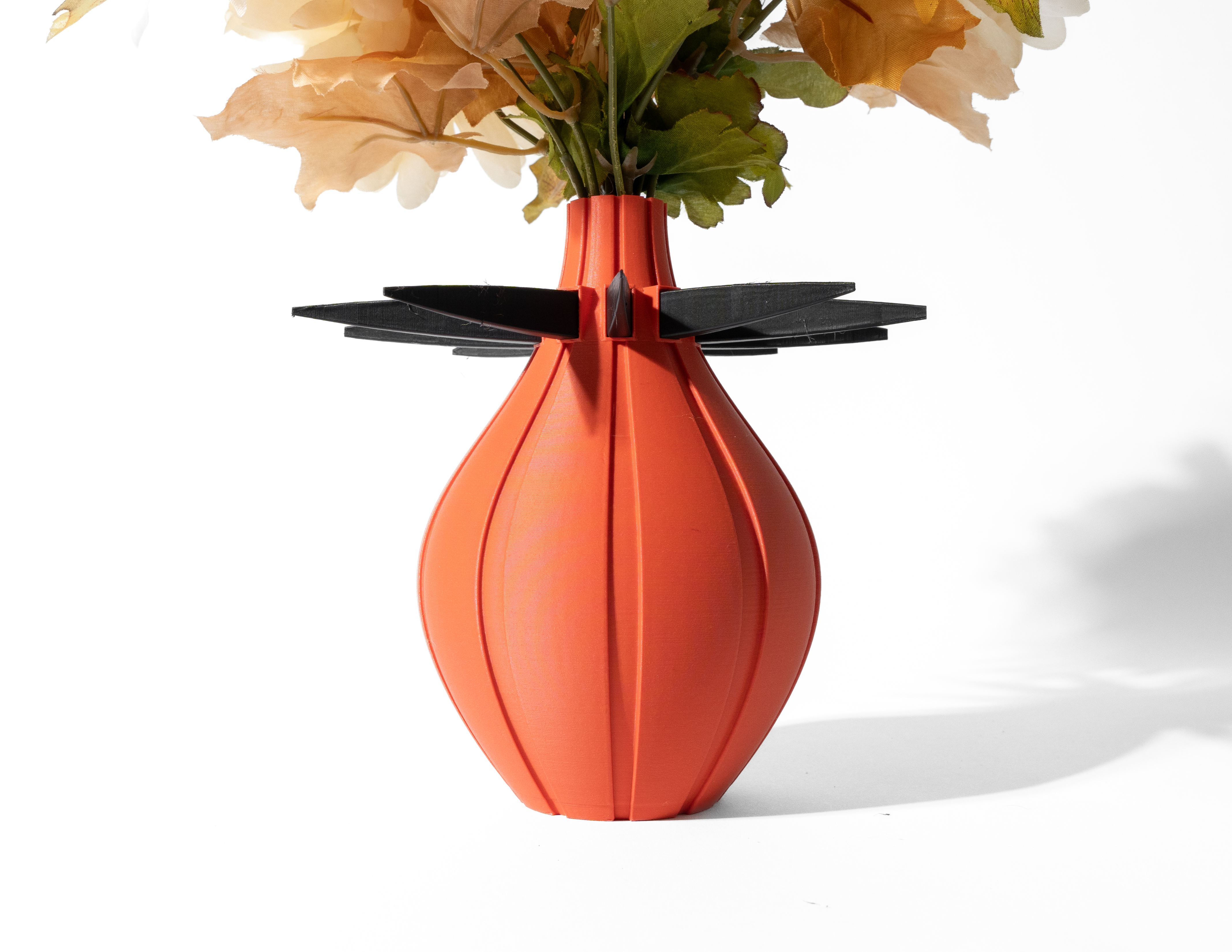 The Maven Vase, Modern and Unique Home Decor for Dried and Preserved Flowers