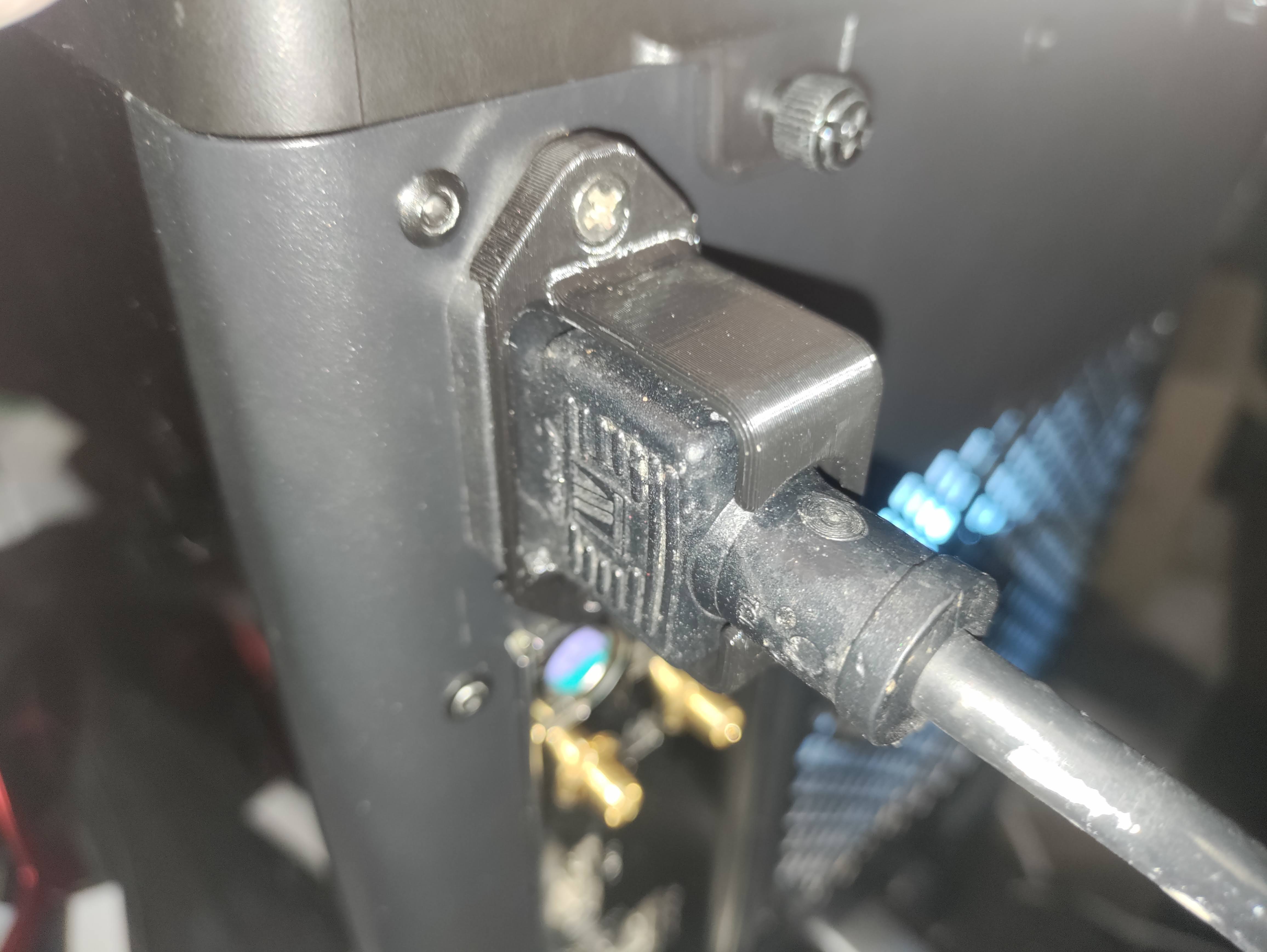 IEC C13 Universal AC Plug Retainer