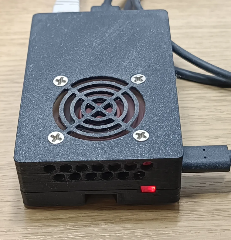 Raspberry Pi 4B case with 40mm fan
