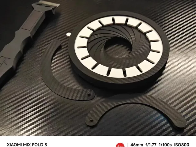 mechanical aperture (no screws)