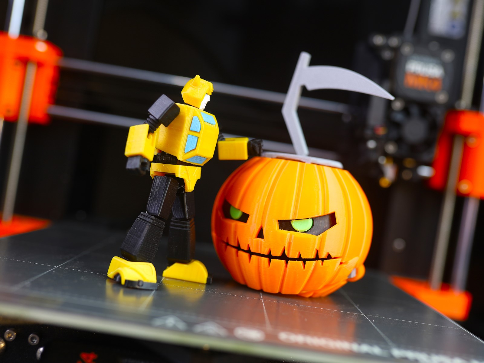 Miniatura 2 do modelo 3D Transformable Robo Pumpkin