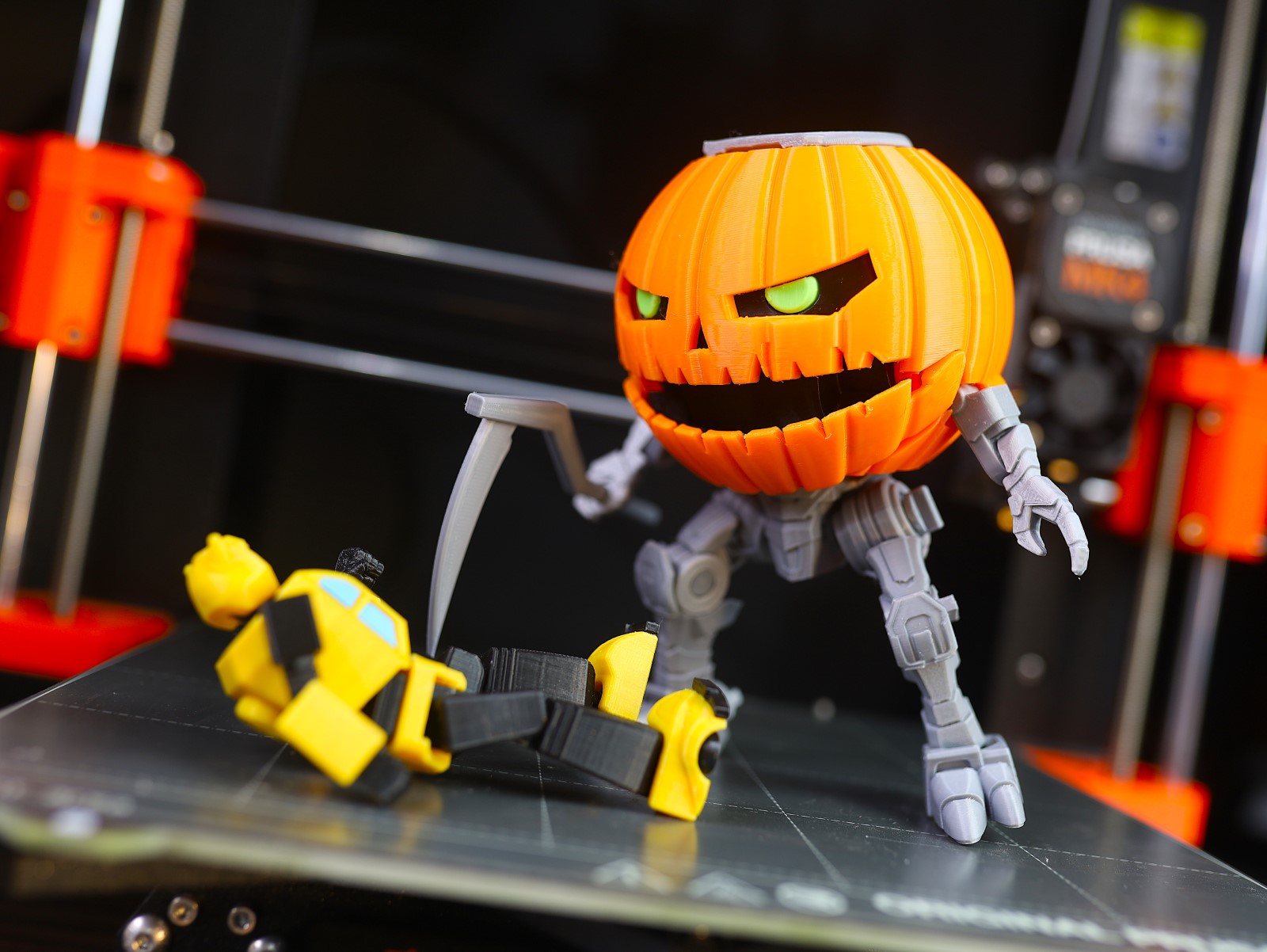 Miniatura 4 do modelo 3D Transformable Robo Pumpkin