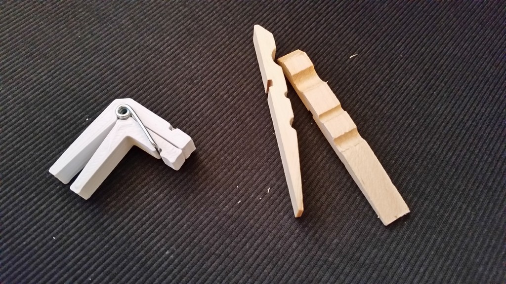 Miniatura 5 do modelo 3D Right Angle Clothes Pin
