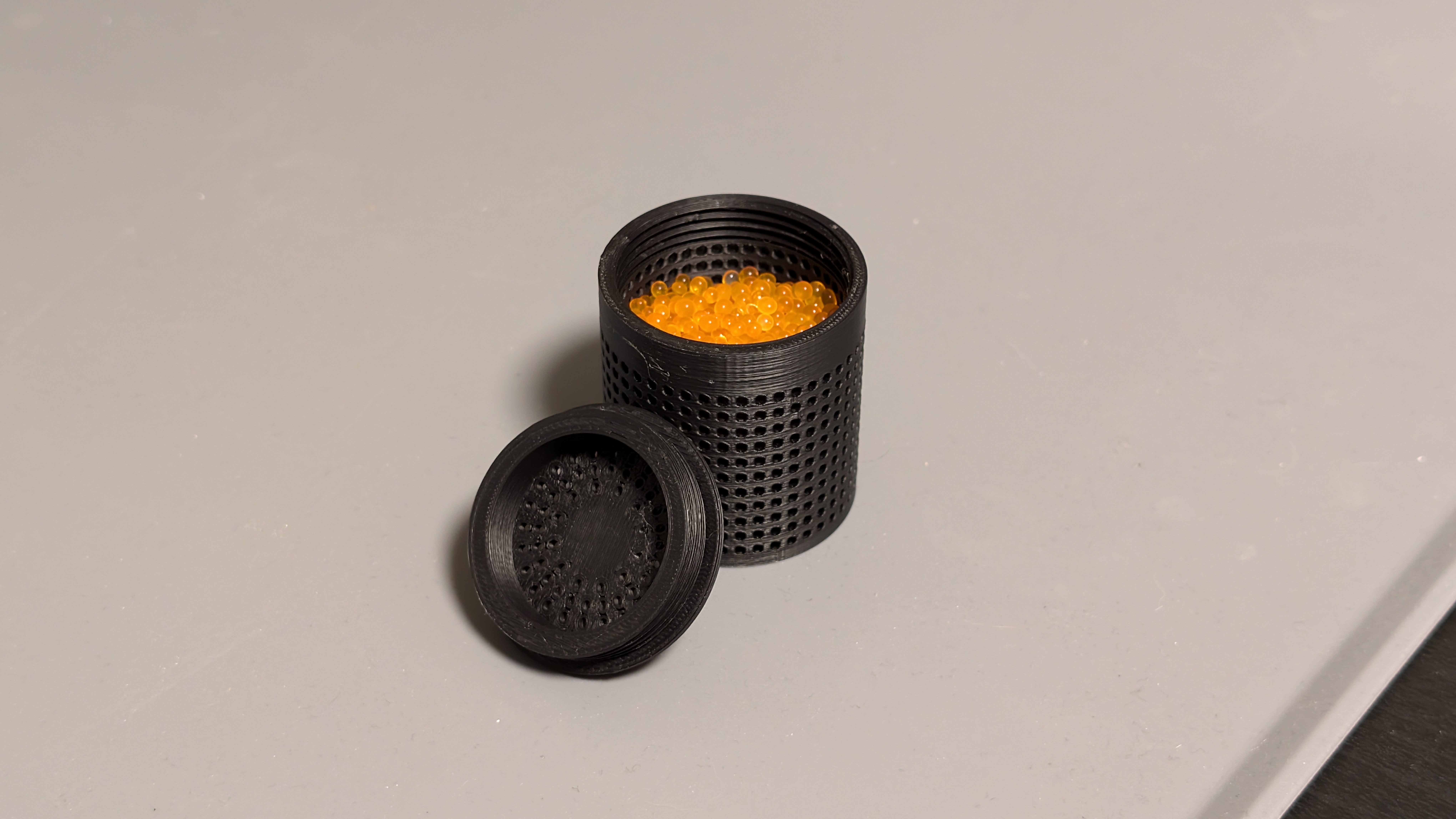 Vacuum bag holder for skadis with accesories — miniatura 3