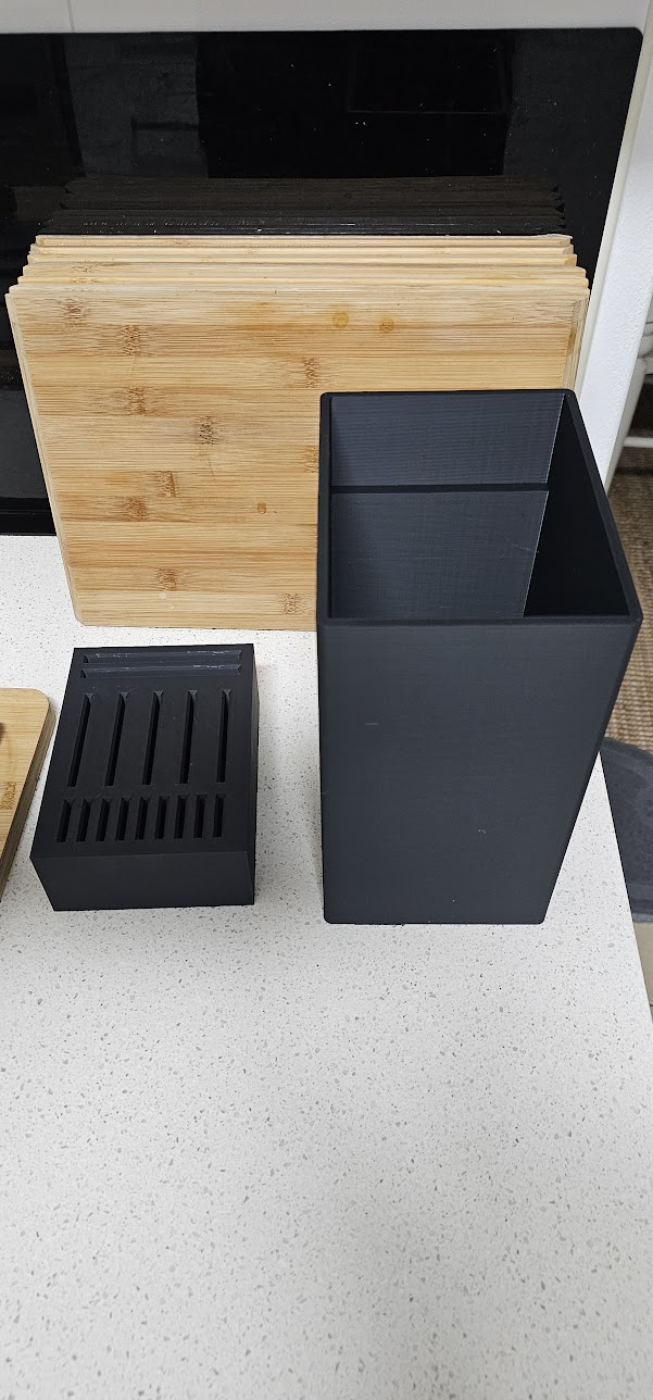 Miniatura 3 do modelo 3D Kitchen Knife Block