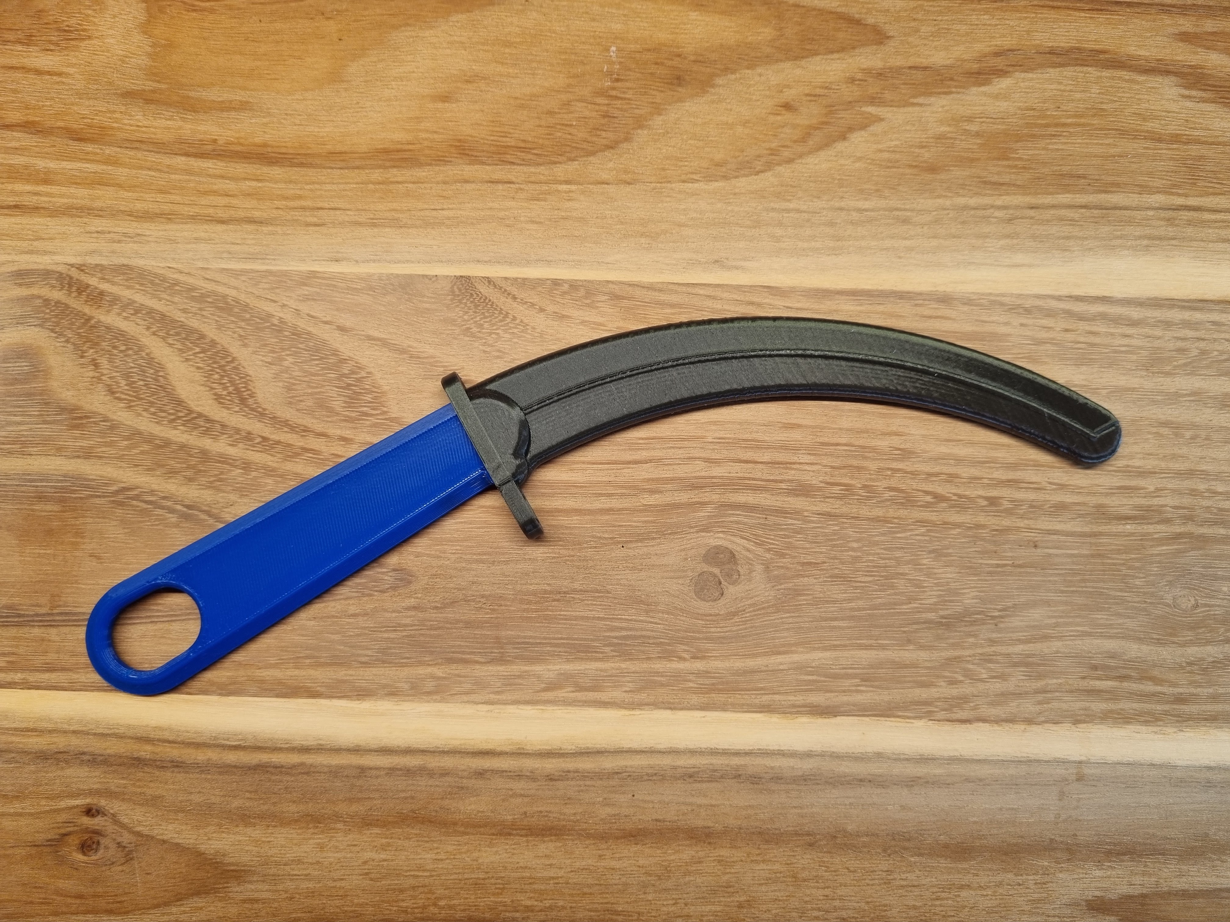 Curved Knife With Sheath