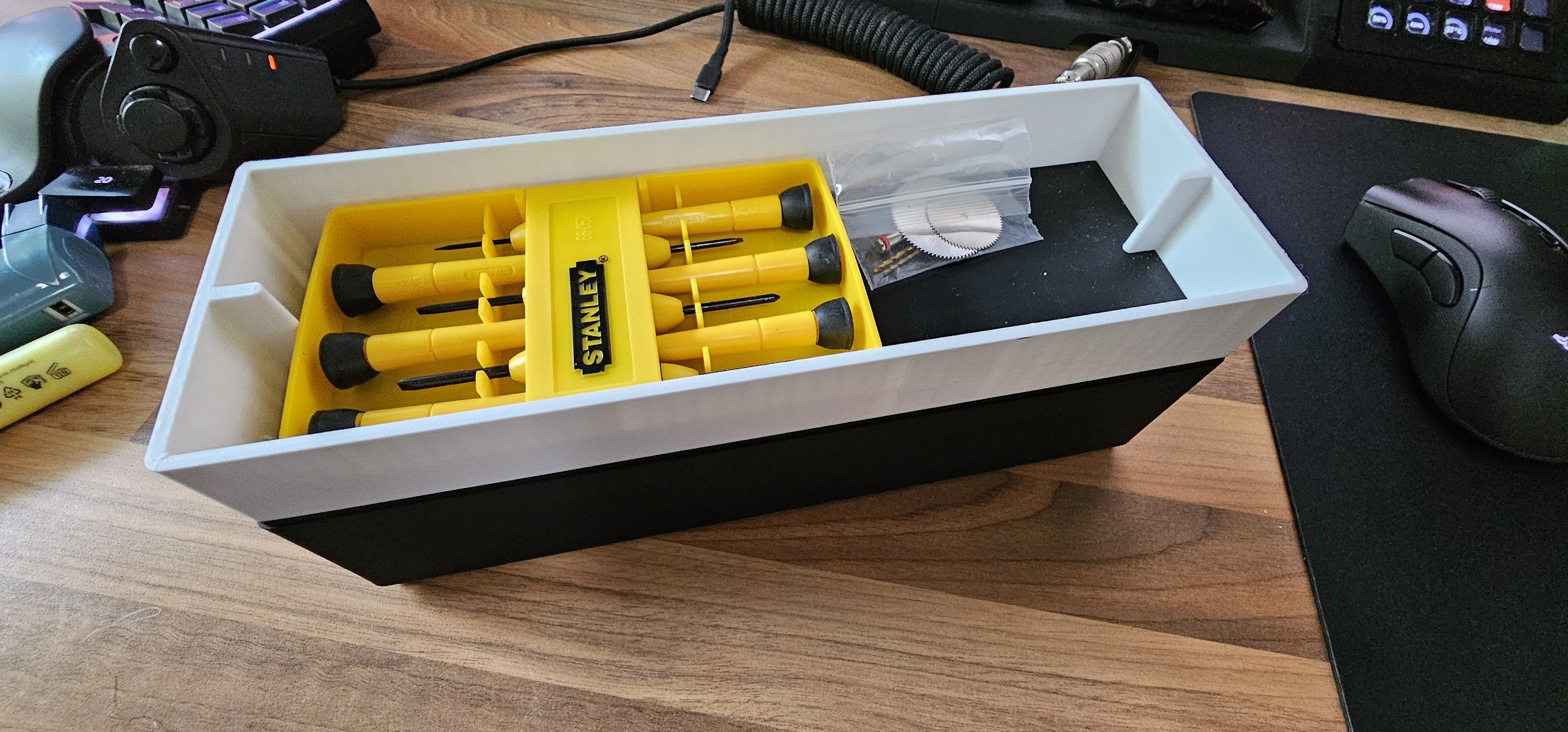 Miniatura 2 do modelo 3D Stackable Drawer Organiser - Gridfinity Edition