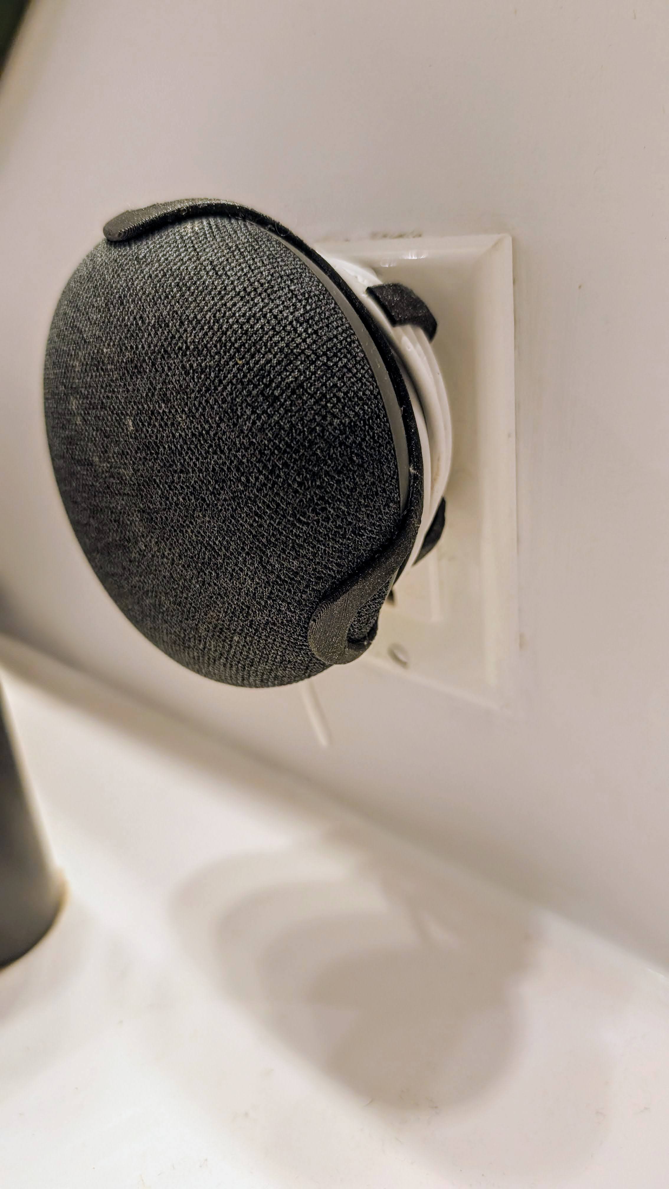 Google Home Mini v2 Plug Mount - US