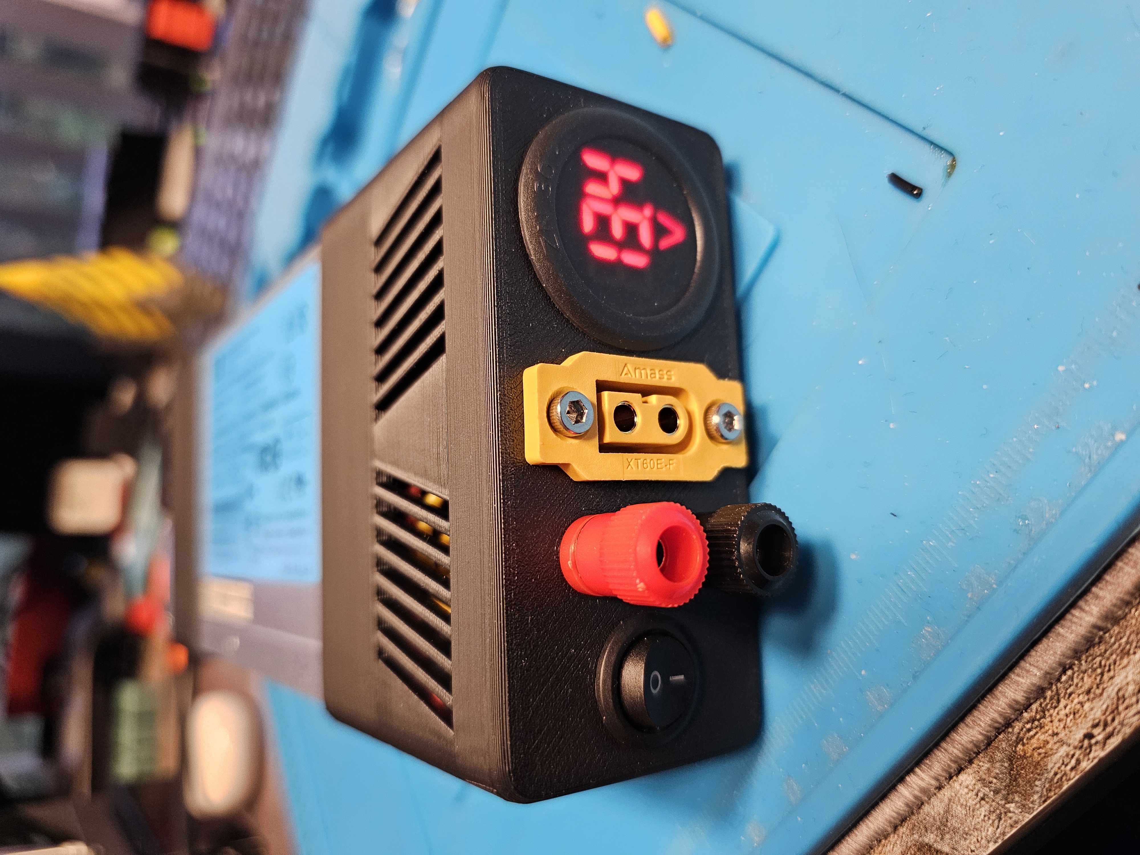 HSTNS-PD14 cover with XT60E and banana connectors