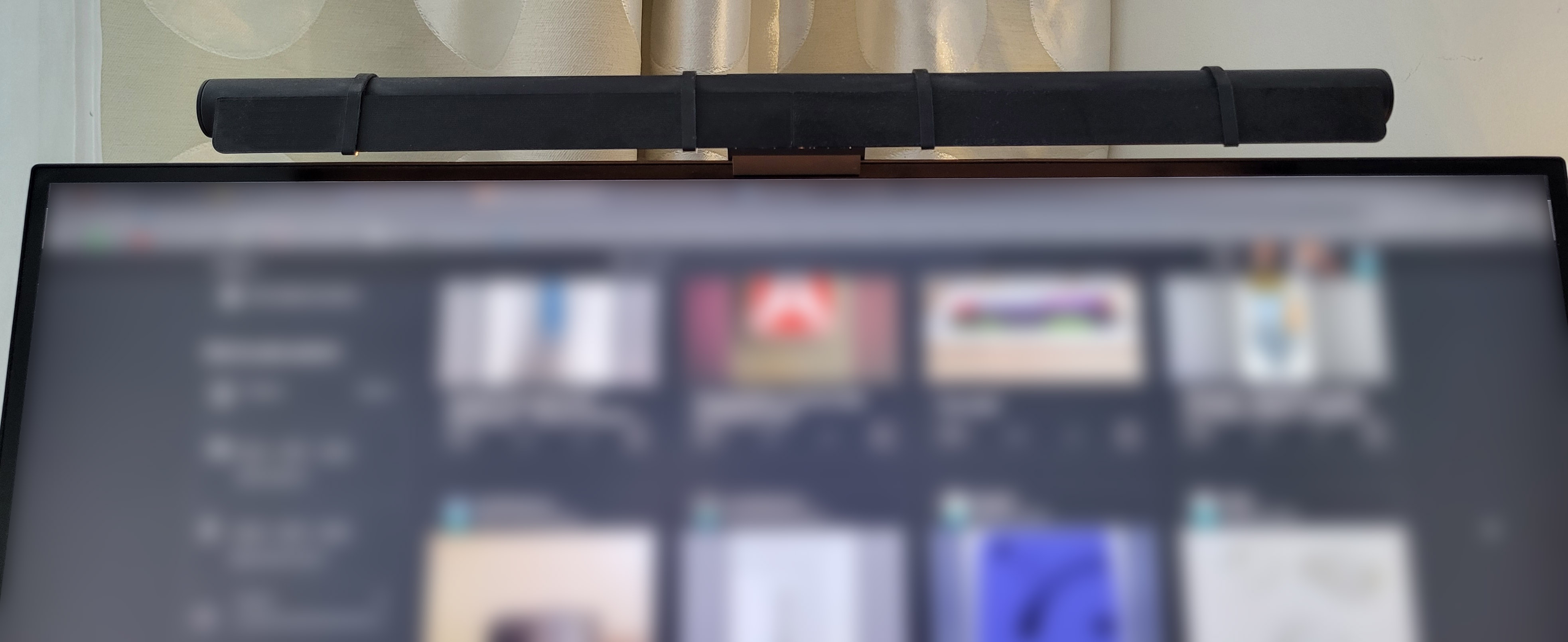 Monitor lamp shade