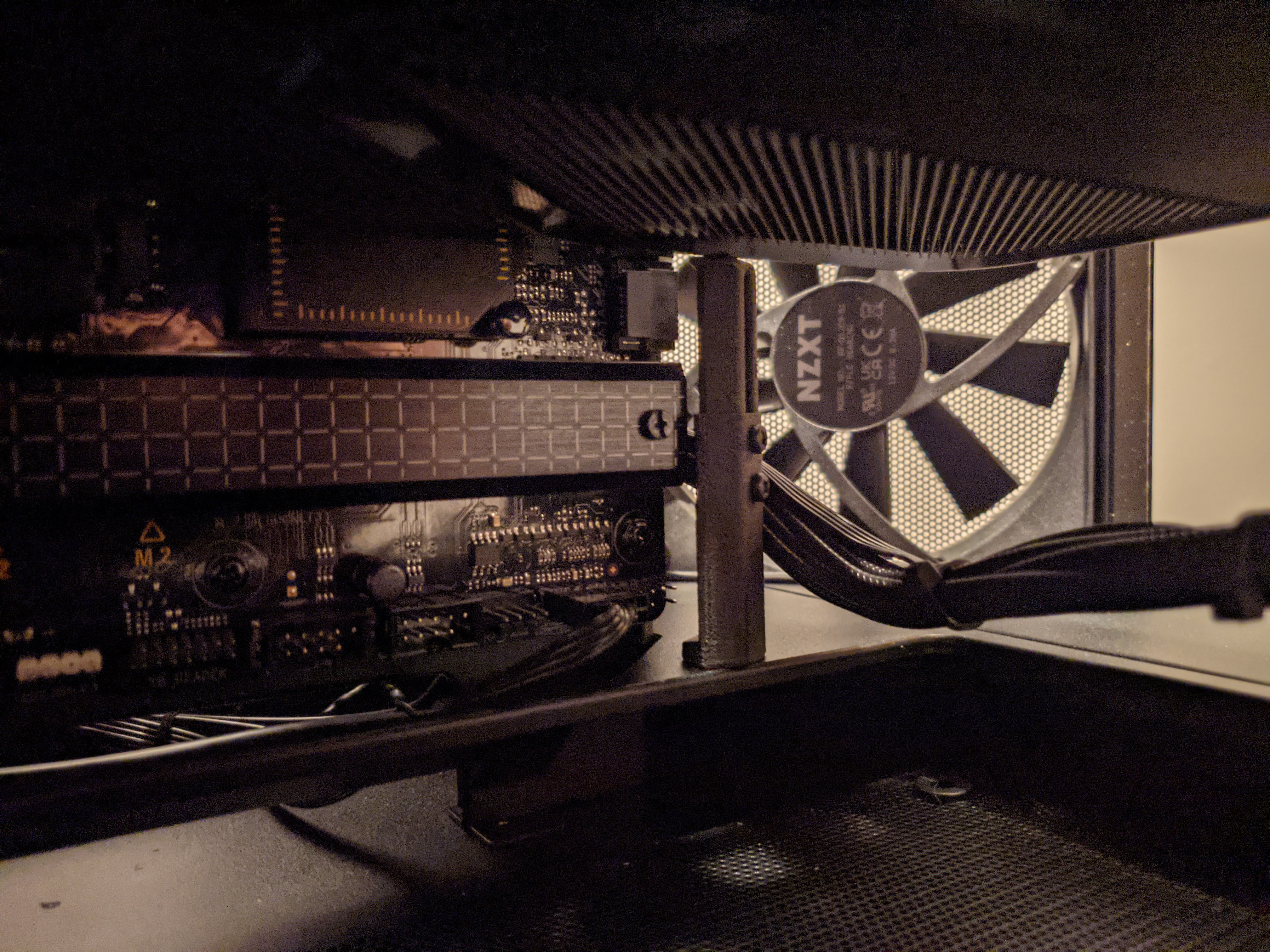 Miniatura 6 do modelo 3D Adjustable GPU Support