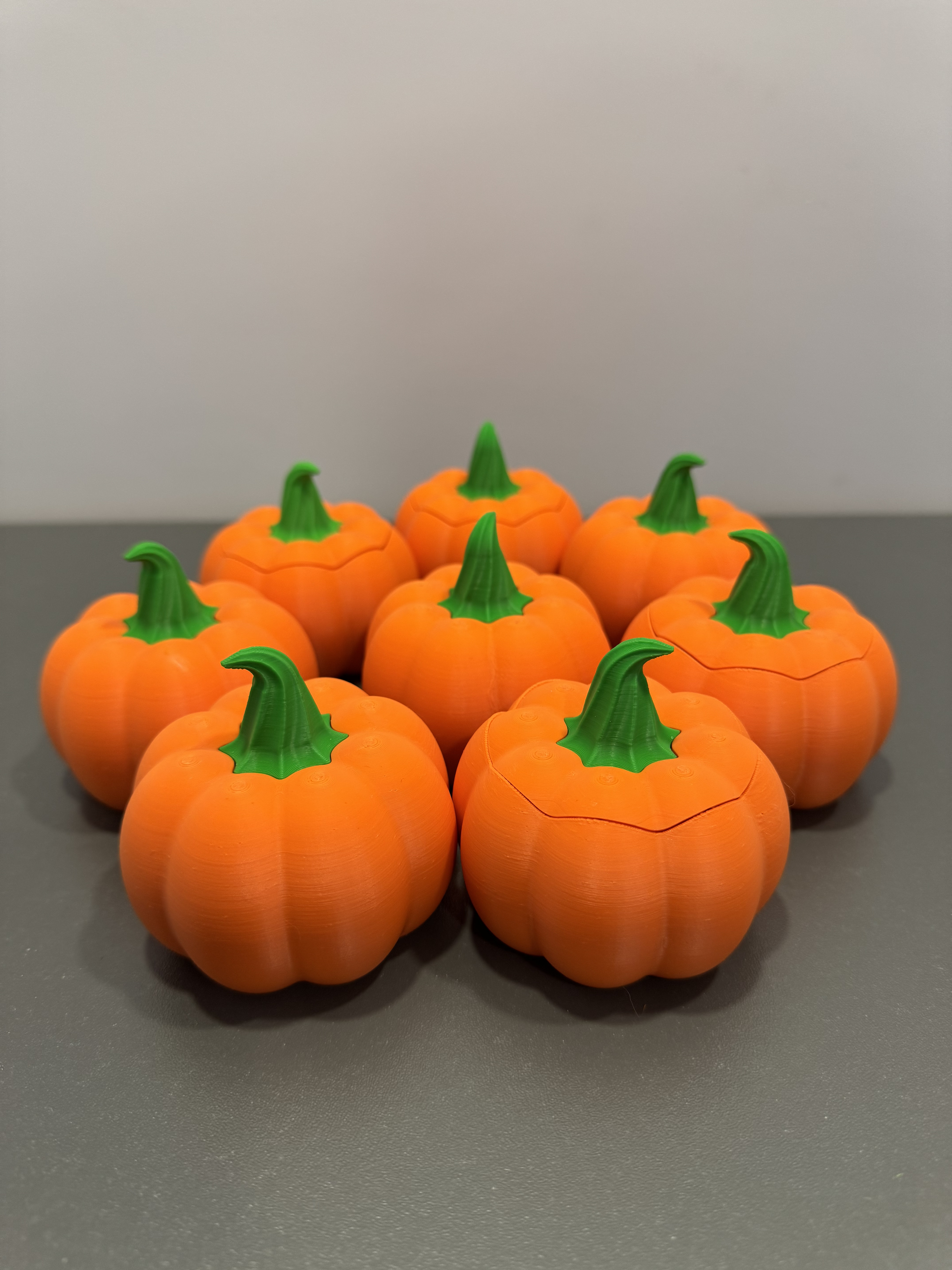 Miniatura 2 do modelo 3D Pumpkin Containers