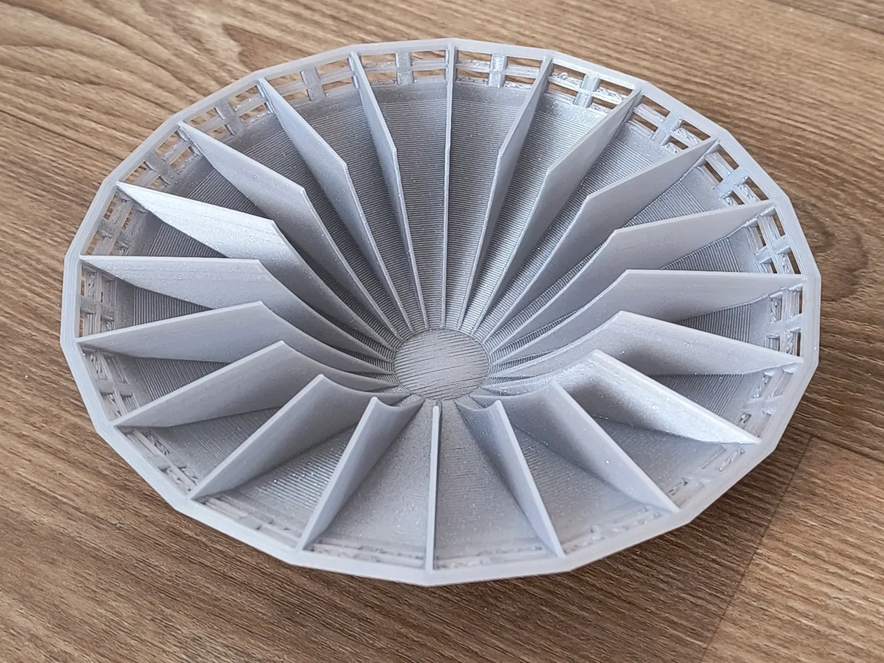 UFO 1979 by J. V. | Download free STL model | Printables.com