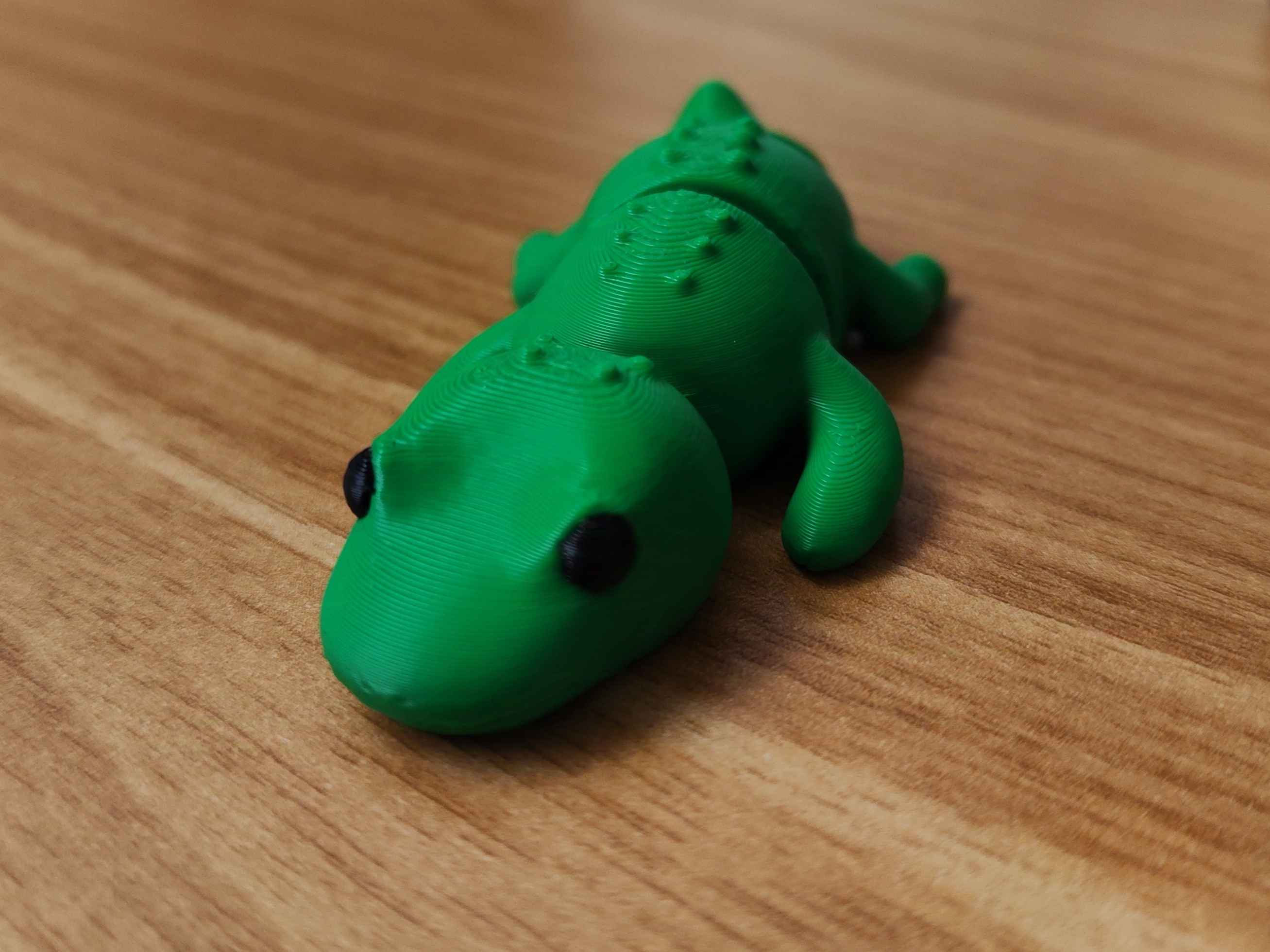 Miniatura 2 do modelo 3D Tiny Cute Flexi Crocodile - Wiggle Croc