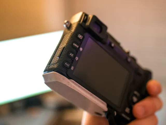 Fujifilm X-E2 Compact Arca Tripod Plate [UPDATED]