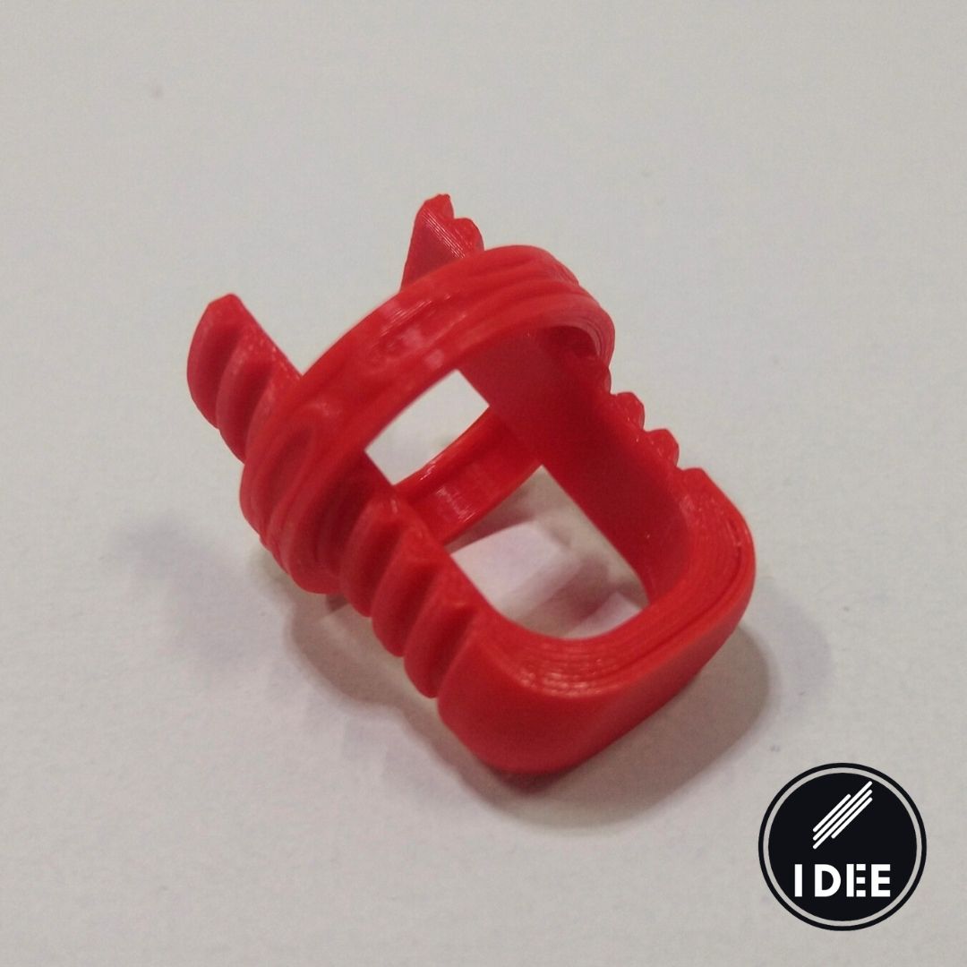 Miniatura 3 do modelo 3D Cable Ring Clip Organizer