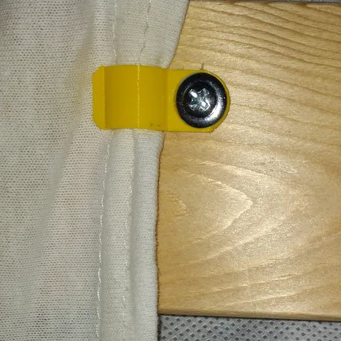 Mattress cover clips