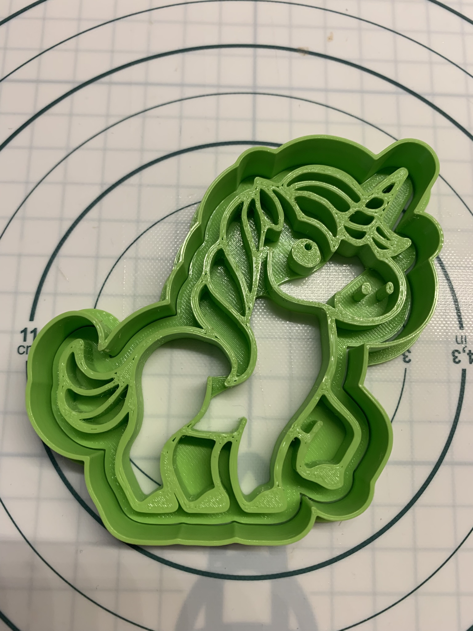 Miniatura 2 do modelo 3D Unicorn cookie cutter