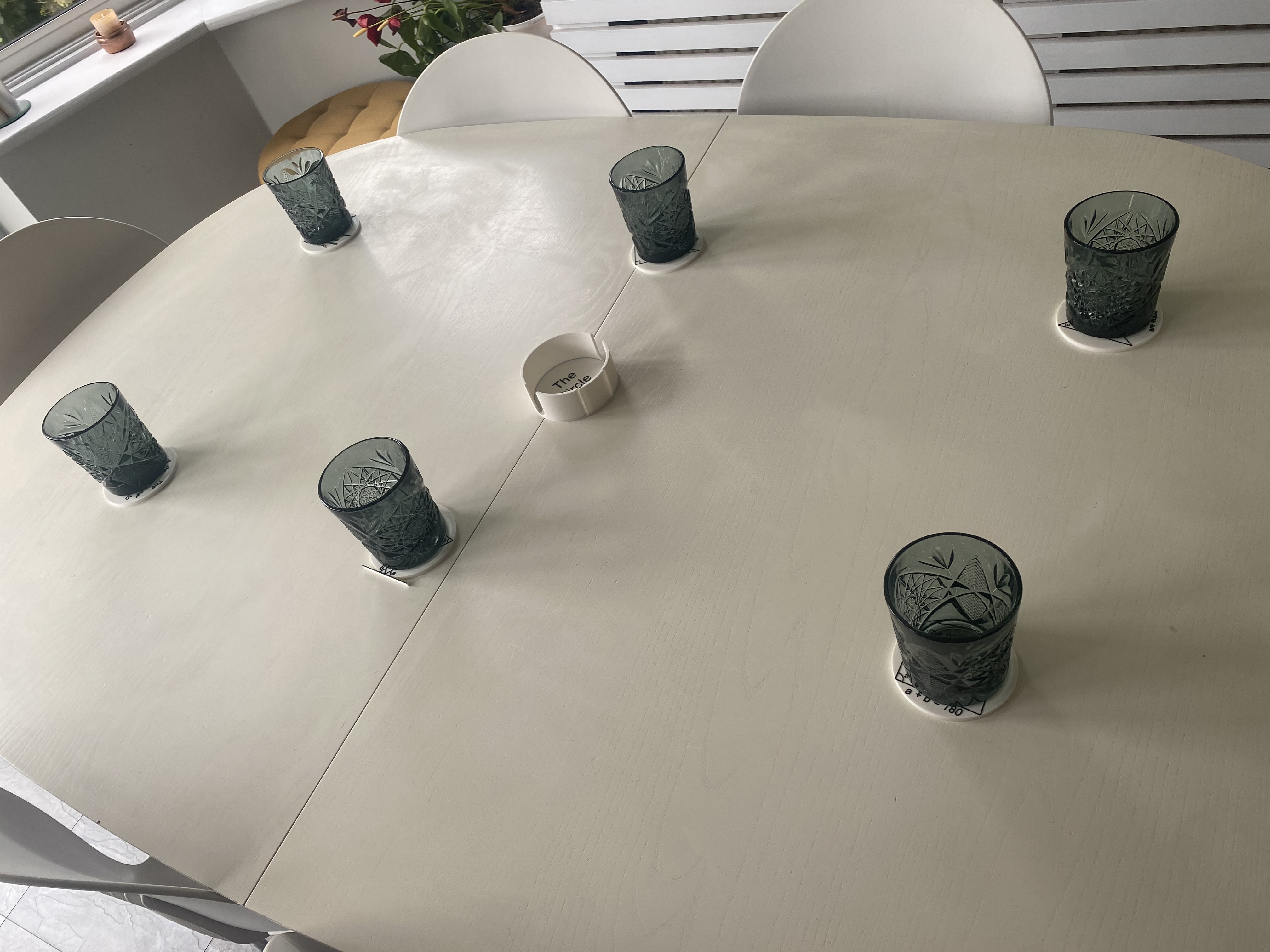 Miniatura 2 do modelo 3D Circle Theorem Coasters