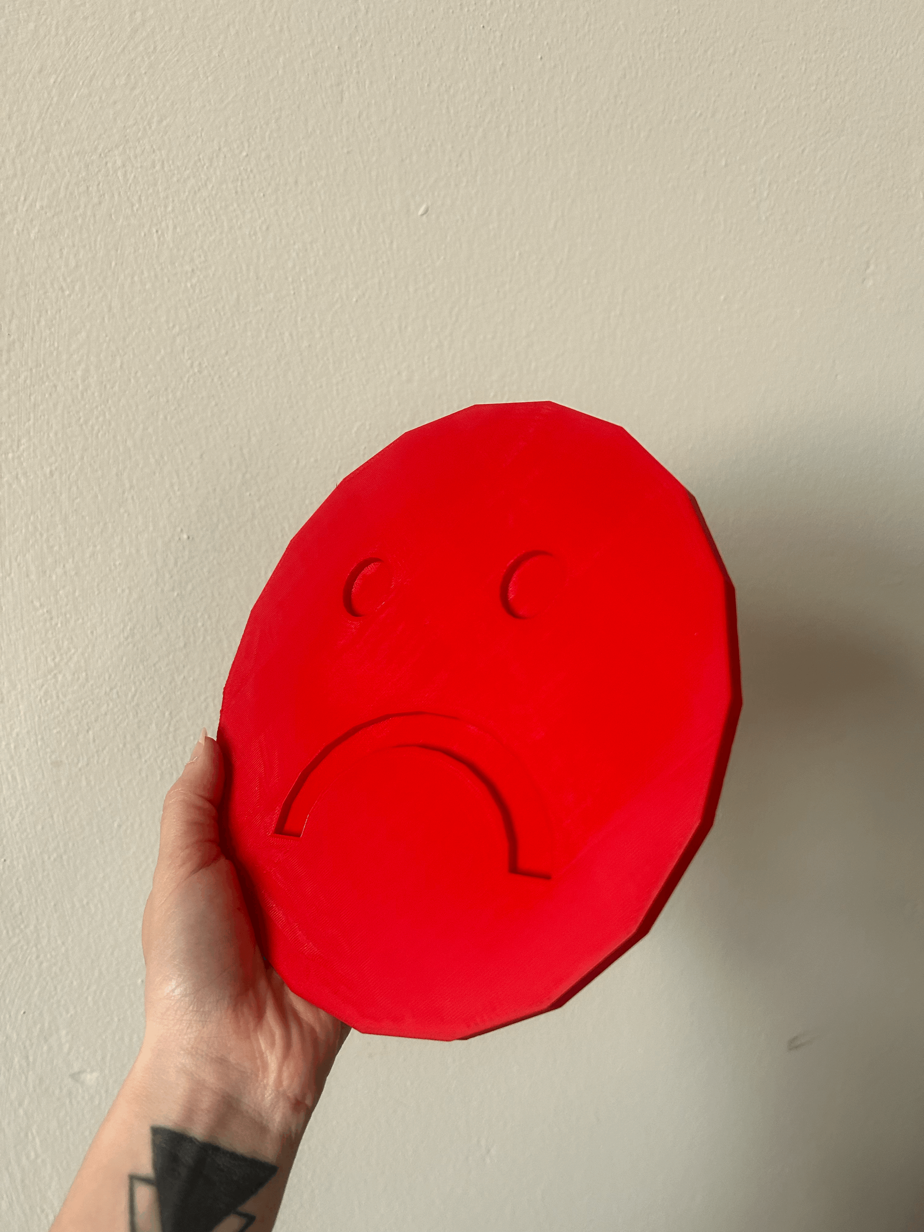 Emoji sad / angry