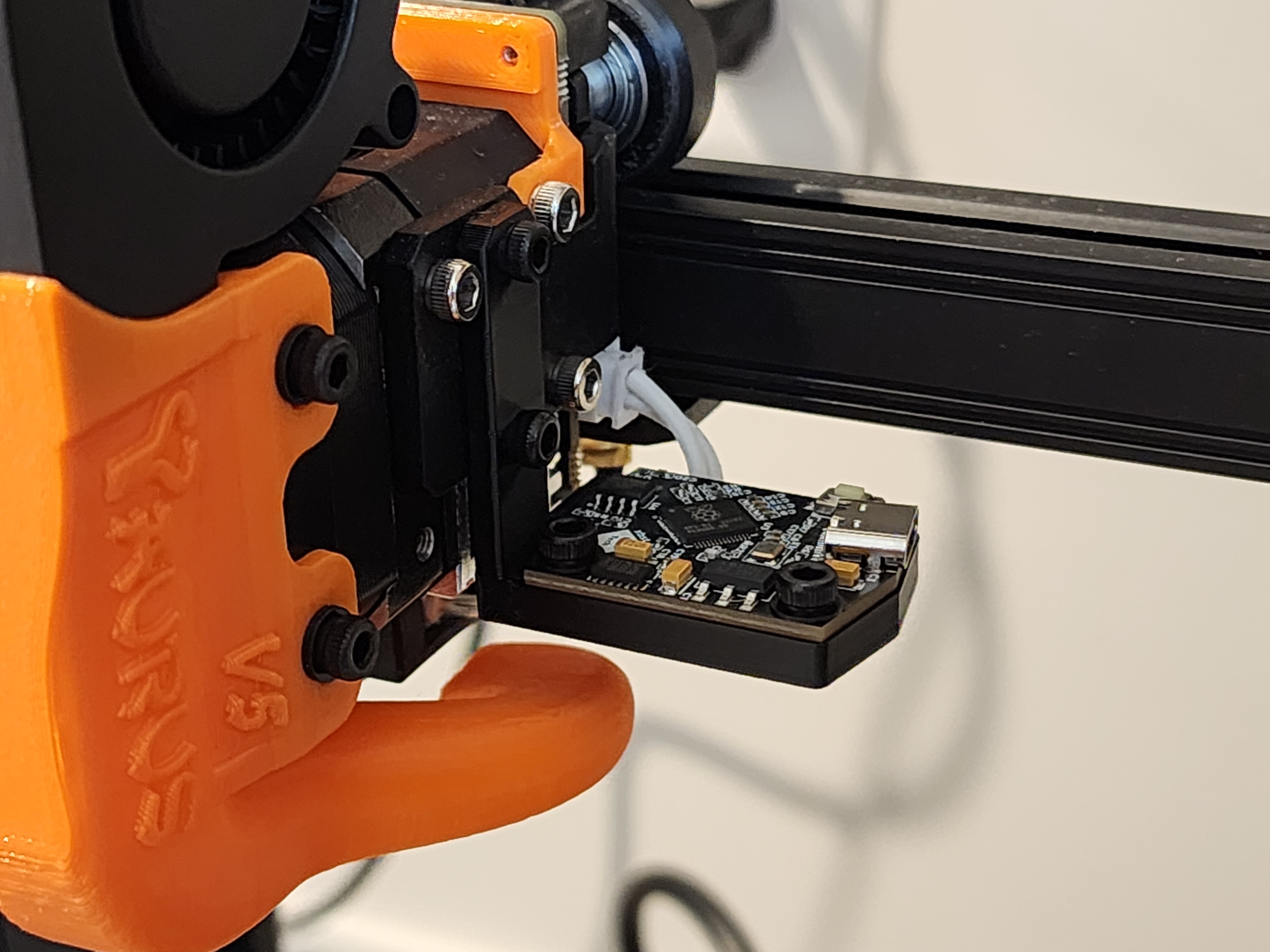 Self-Tapping KUSBA Mount for Ender-3 S1