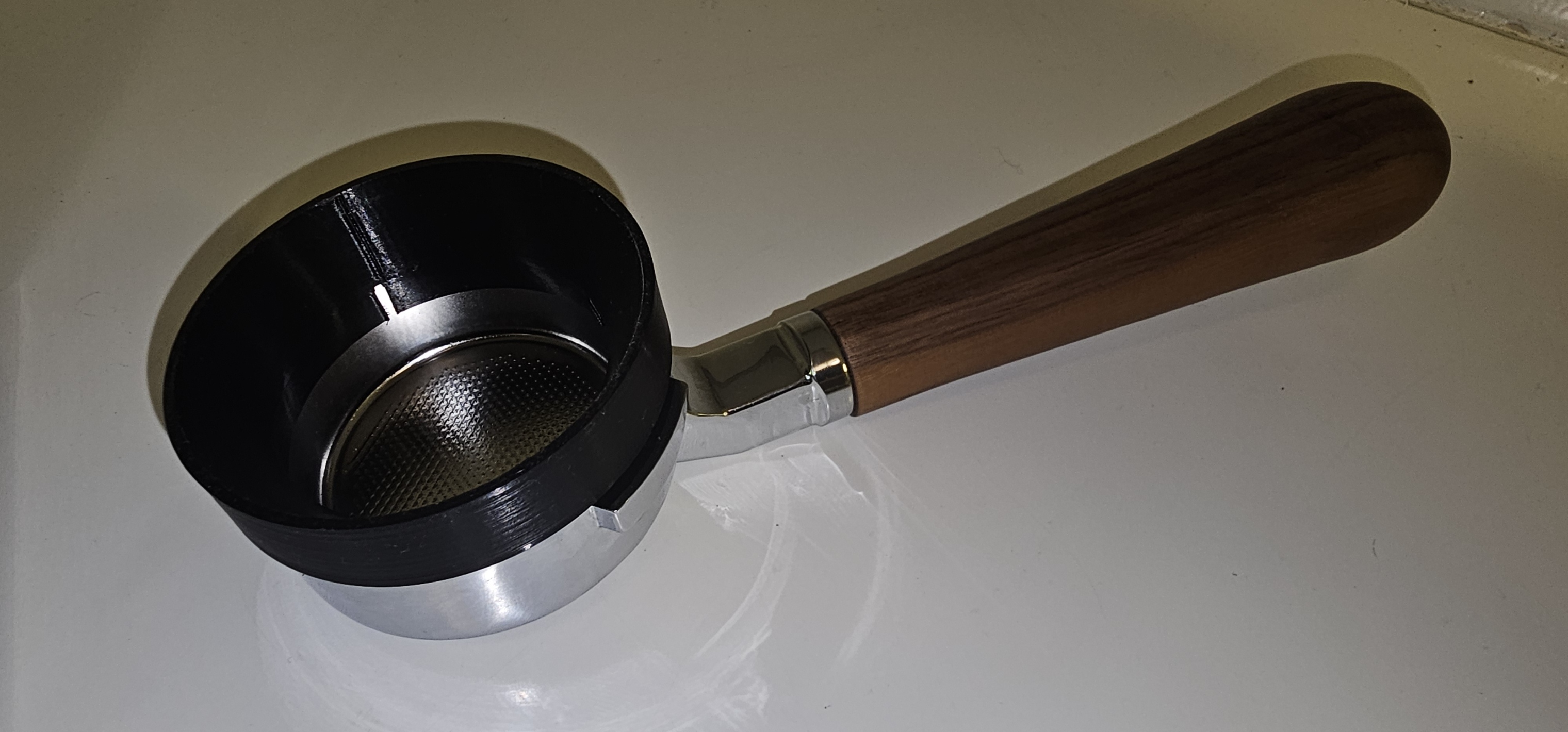 Funnel for Gaggia Classic 58mm portafilter. Straigth version.