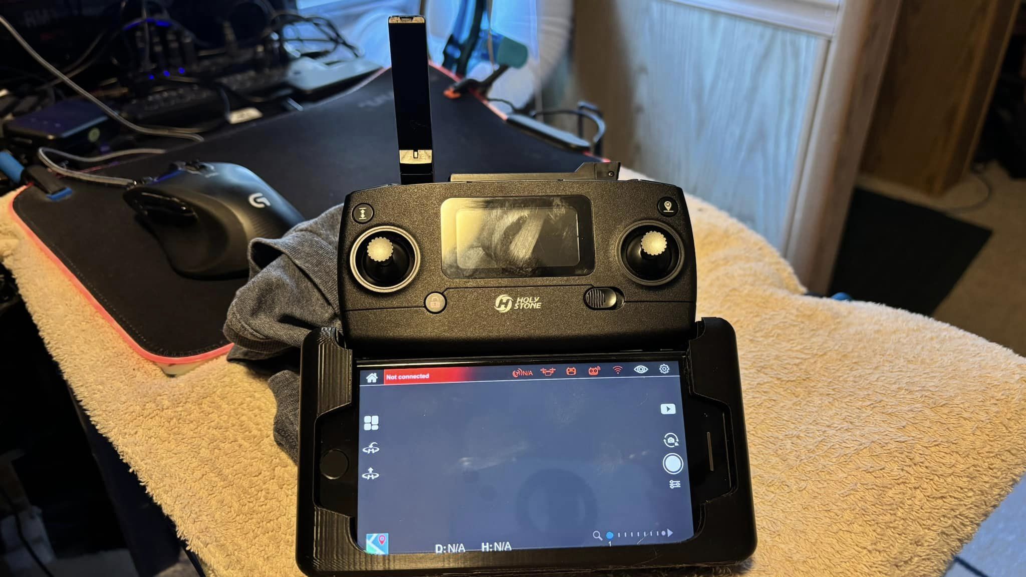 Under Controller Phone Mod for Holy Stone Controllers