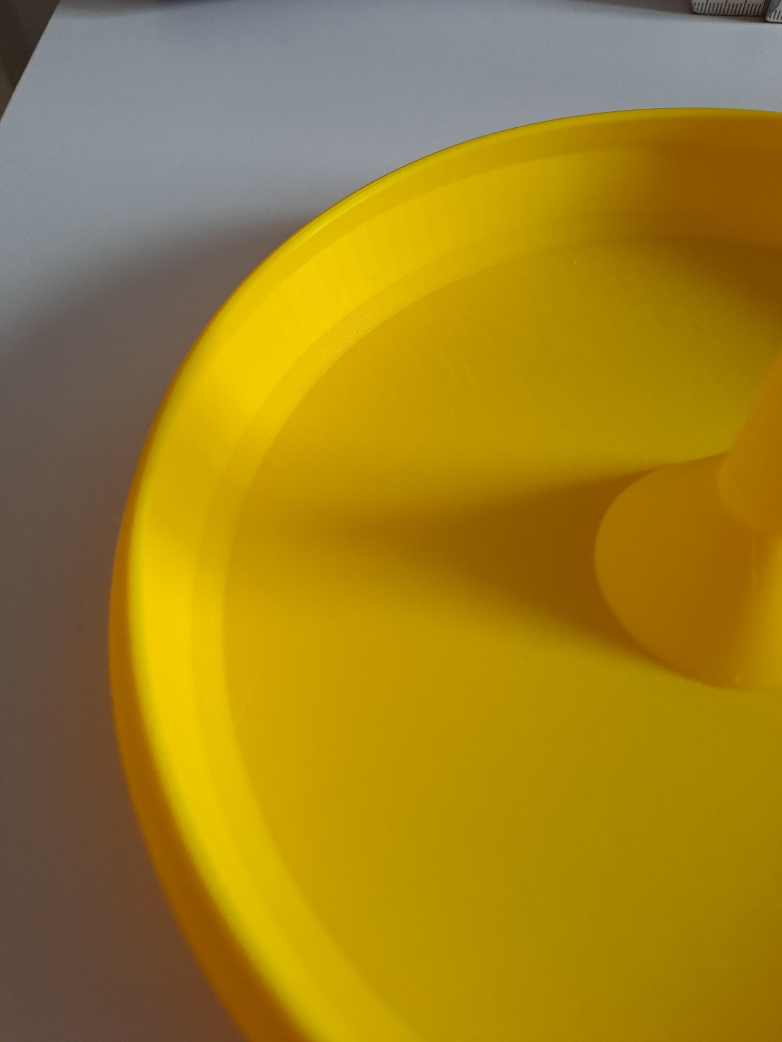 Dice Tower w/ bigger bowl by Lunantic Download free STL model