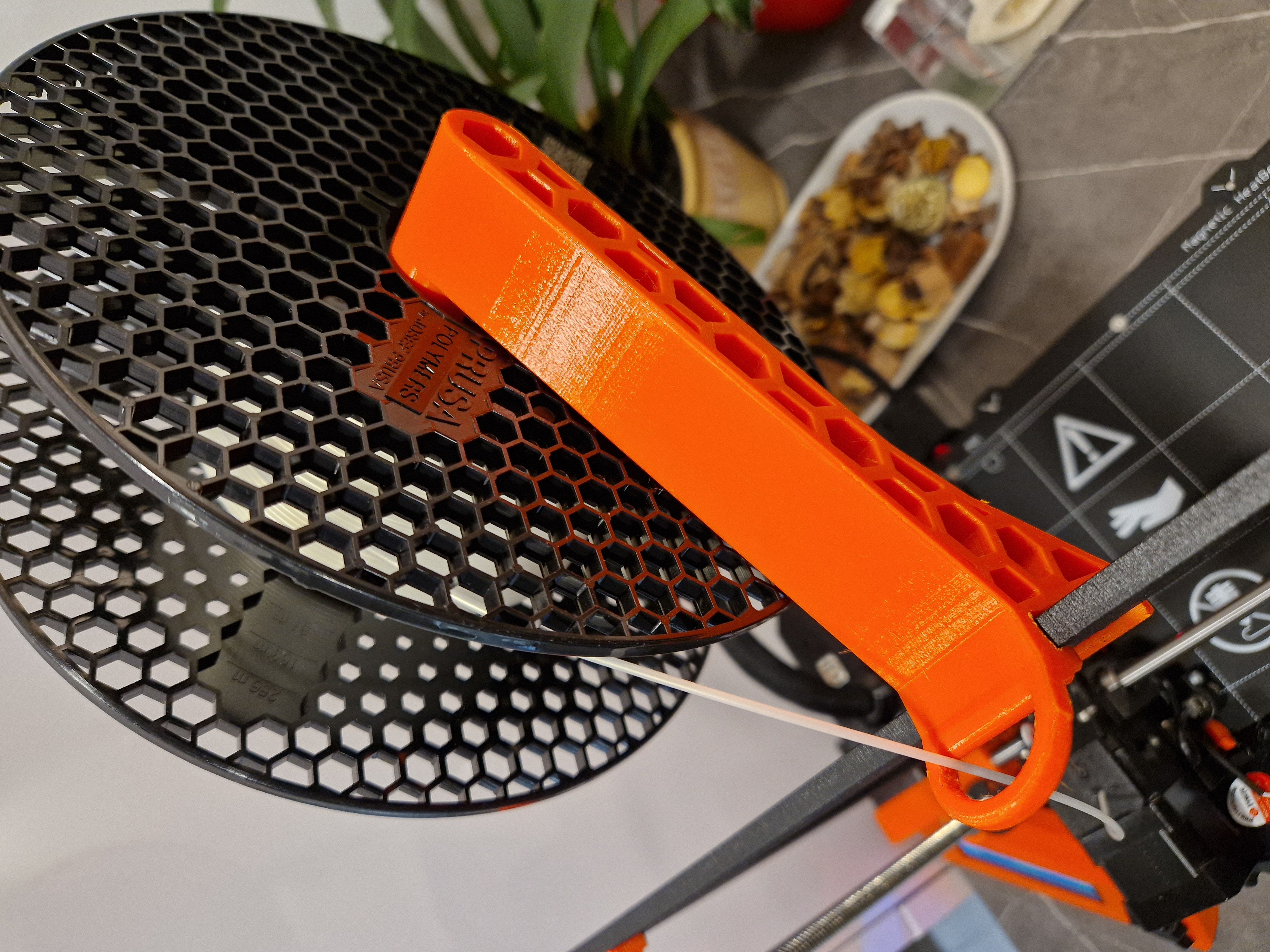 Low Profile Spool Holder With Filament Guide By P ter Baranya low-profile-spool-holder-with-filament-guide-by-p-ter-baranya