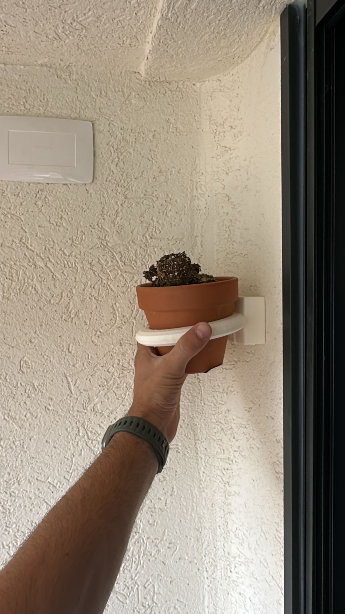 Miniatura 6 do modelo 3D Planter ring holder wall mount .