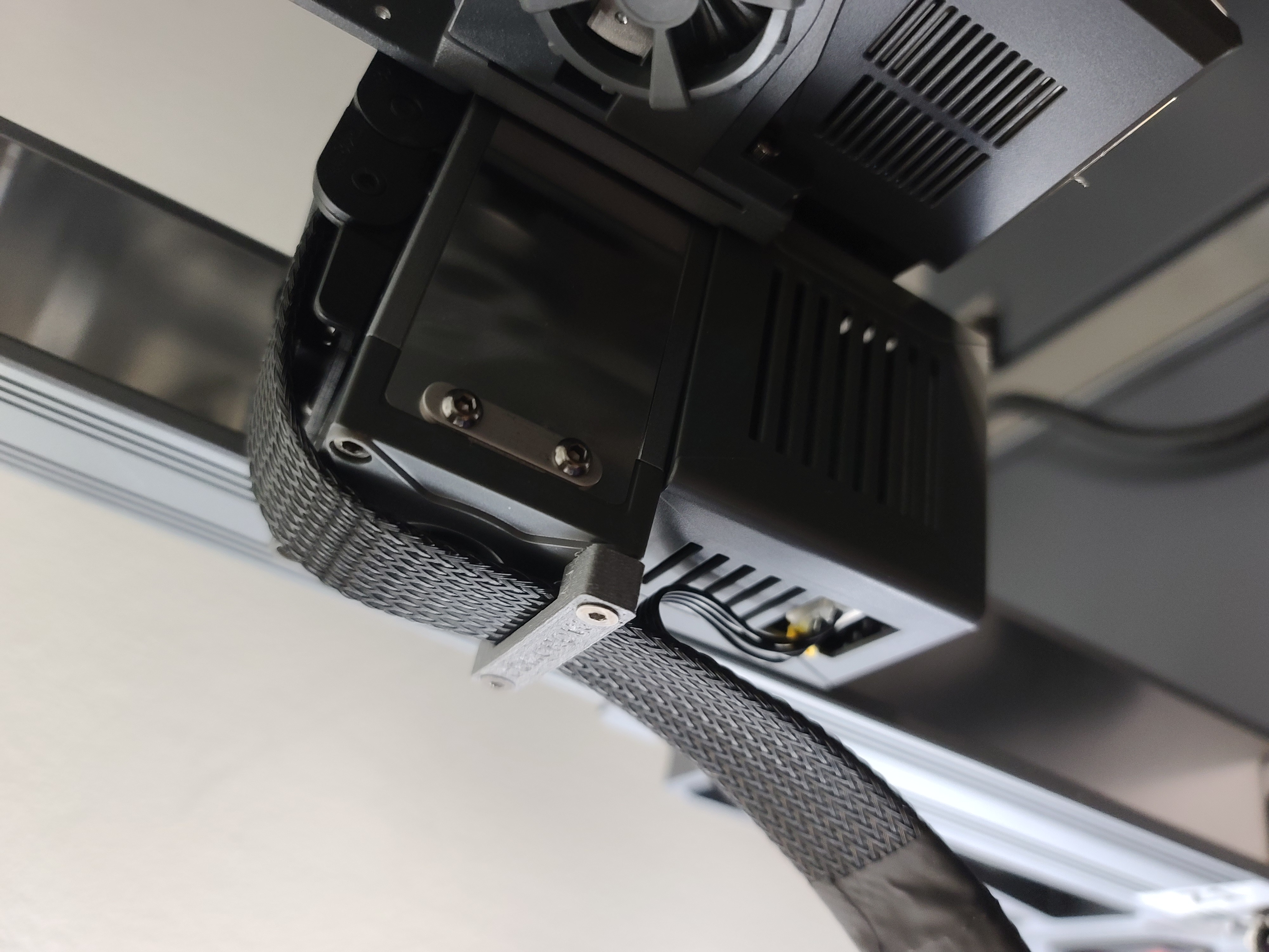 Comgrow T300 Cable Bracket