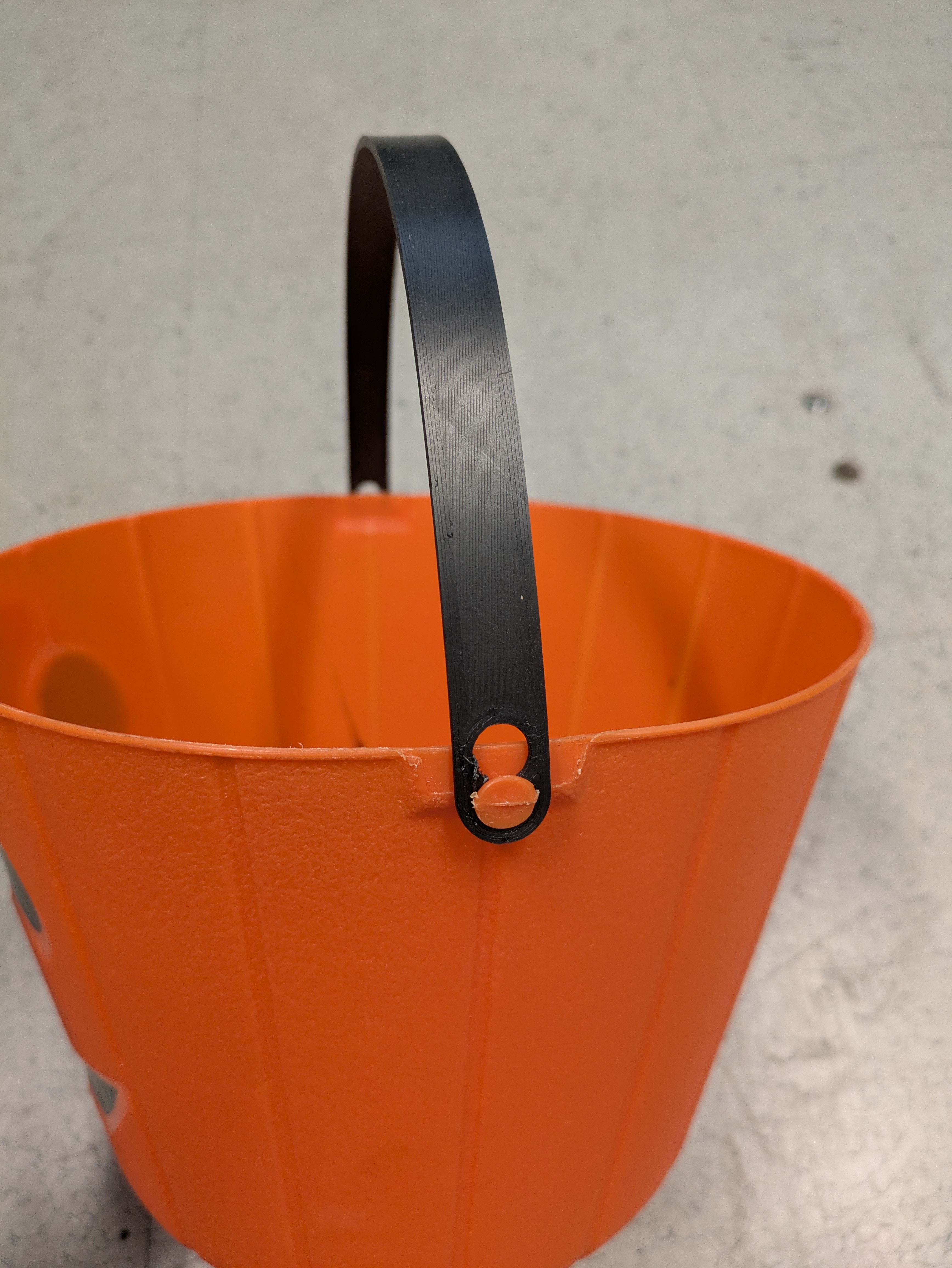 Replacement trick or treat bucket handle