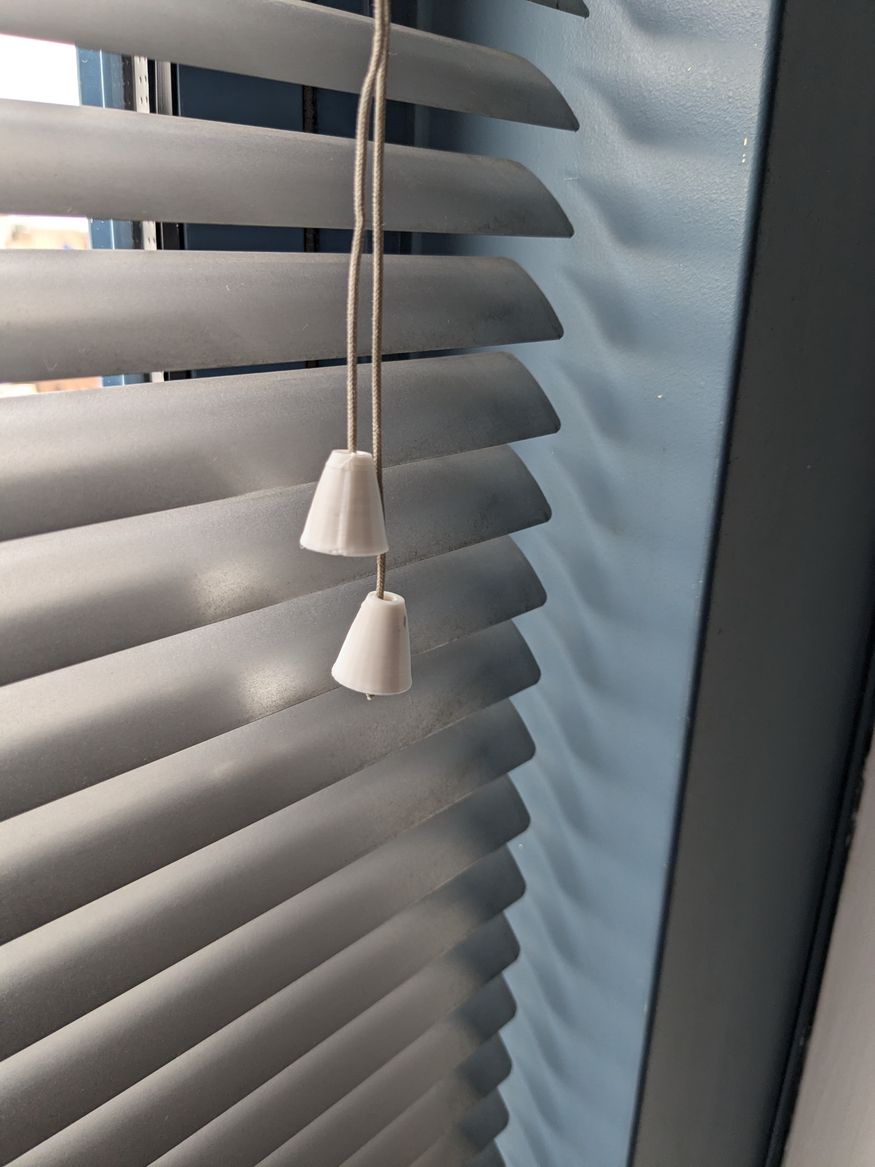 Blinds/Curtain Pull