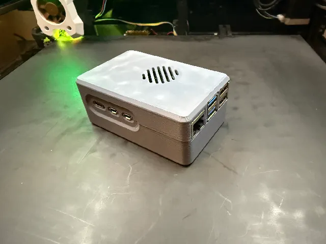 Remix of Raspberry Pi 5 Case Pineboards NVME