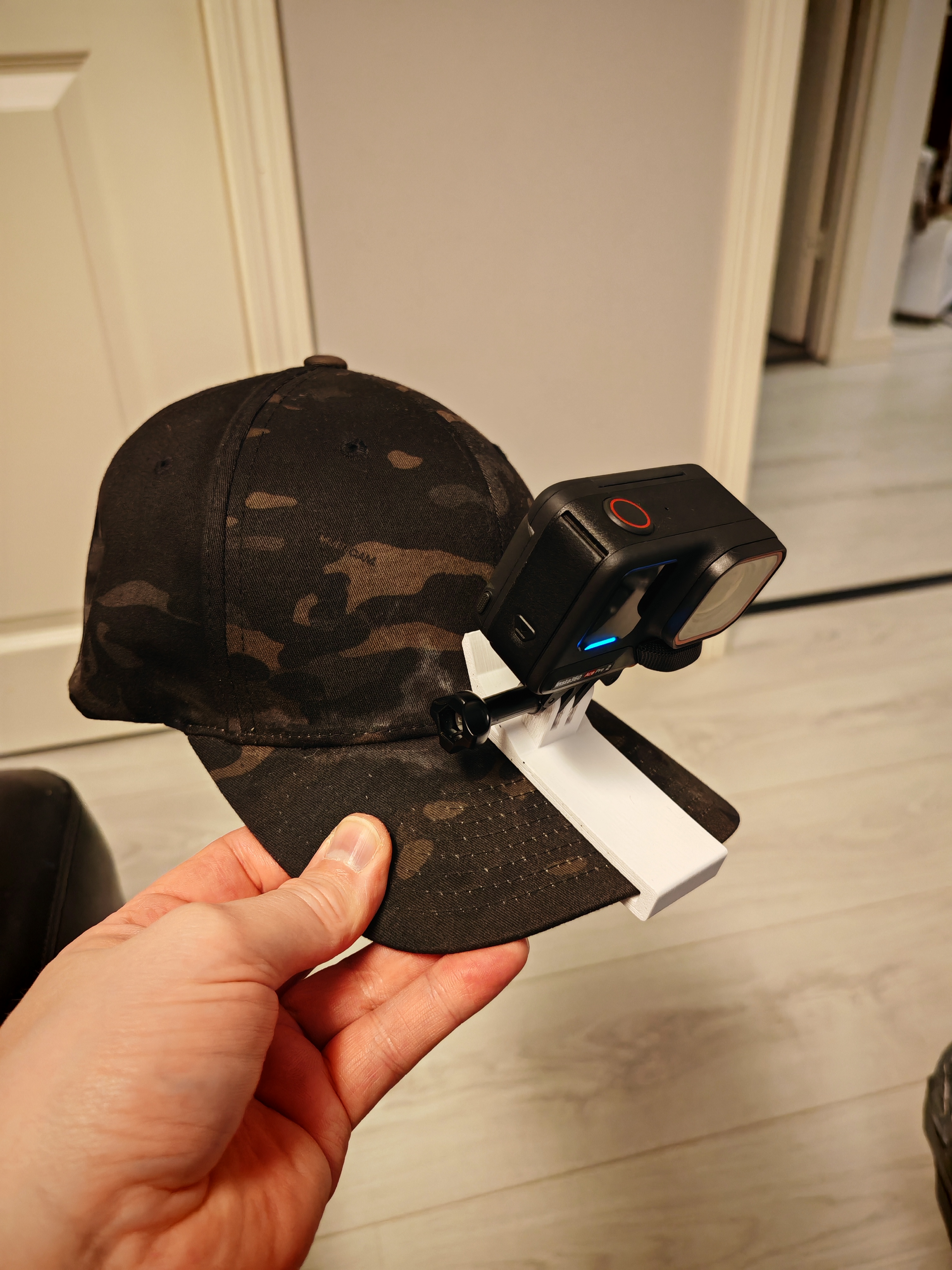 Insta360 Ace Pro 2 / GoPro baseball cap mount