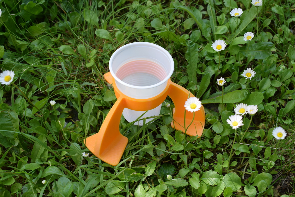 Picnic glass stabilizer