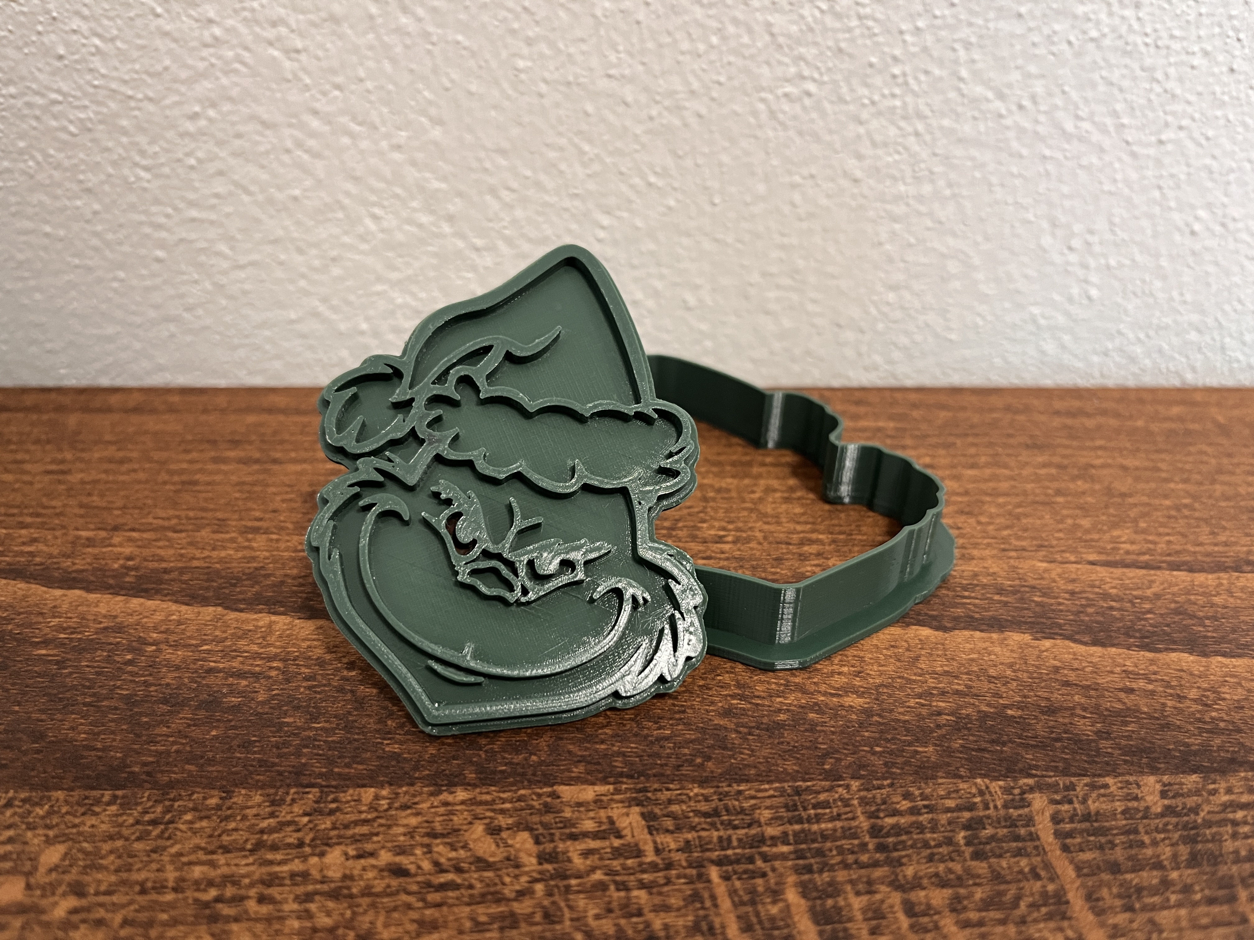 "Grinch" Cookie Cutter + Stamp — miniatura 2