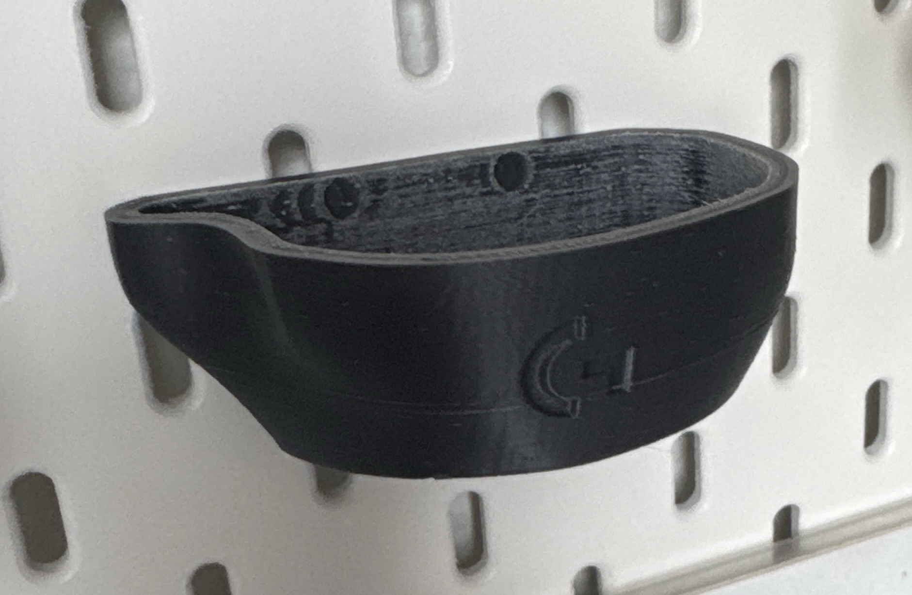 Logitech G502 Halter für Ikea Skadis