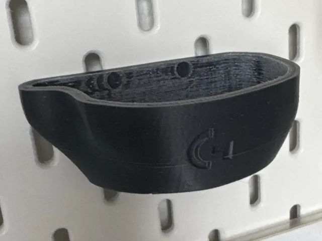 Logitech G502 Halter für Ikea Skadis