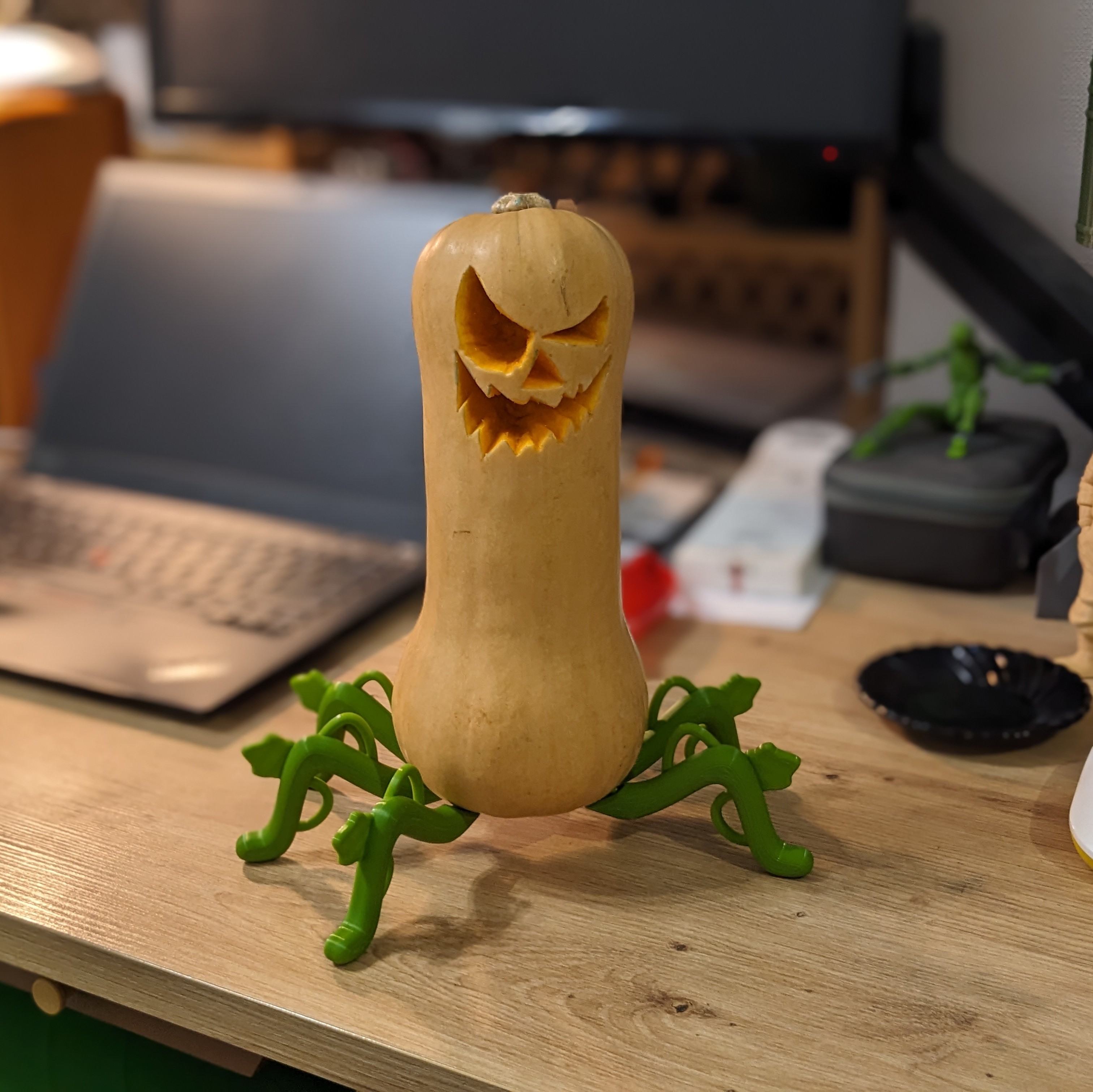 Legs for your pumkin 3D model thumbnail